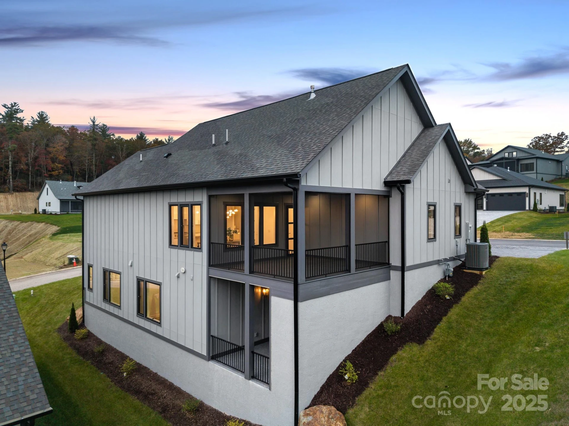 324 Avery Trail Drive #26 - Photo 4