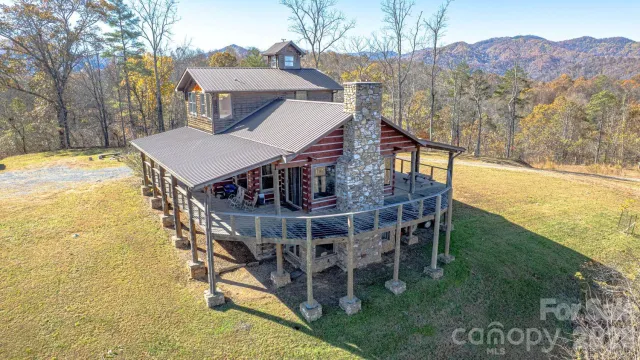 2381 Little Pine Road