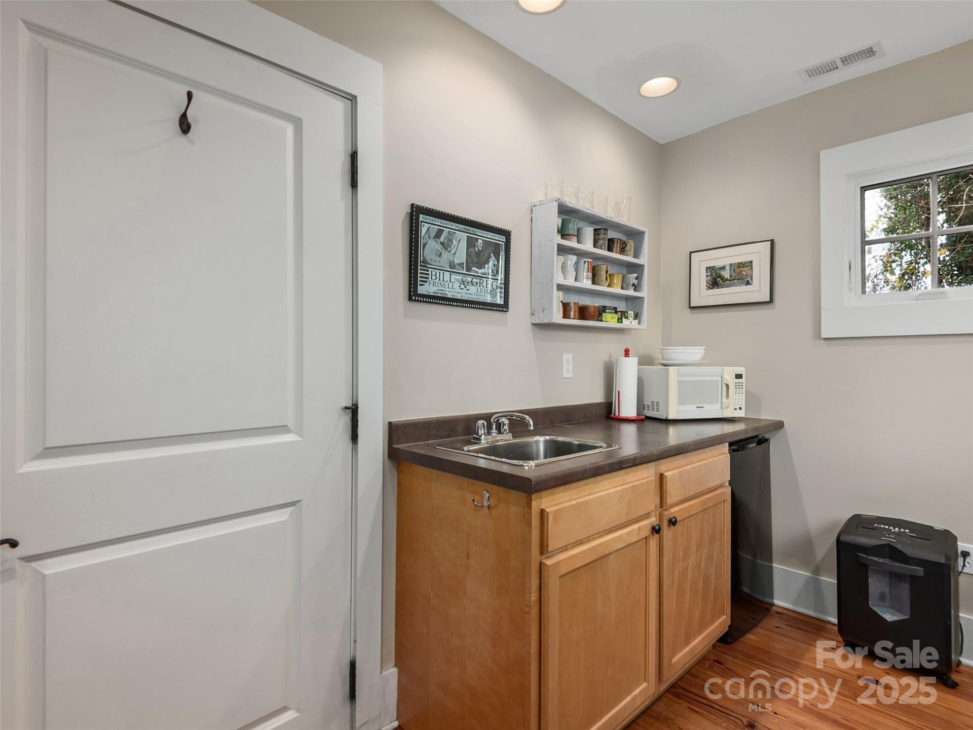 104 Central Avenue - Photo 12