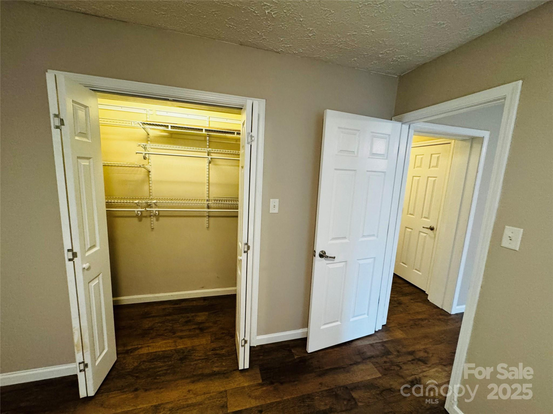 237 Camelot Drive #B - Photo 11