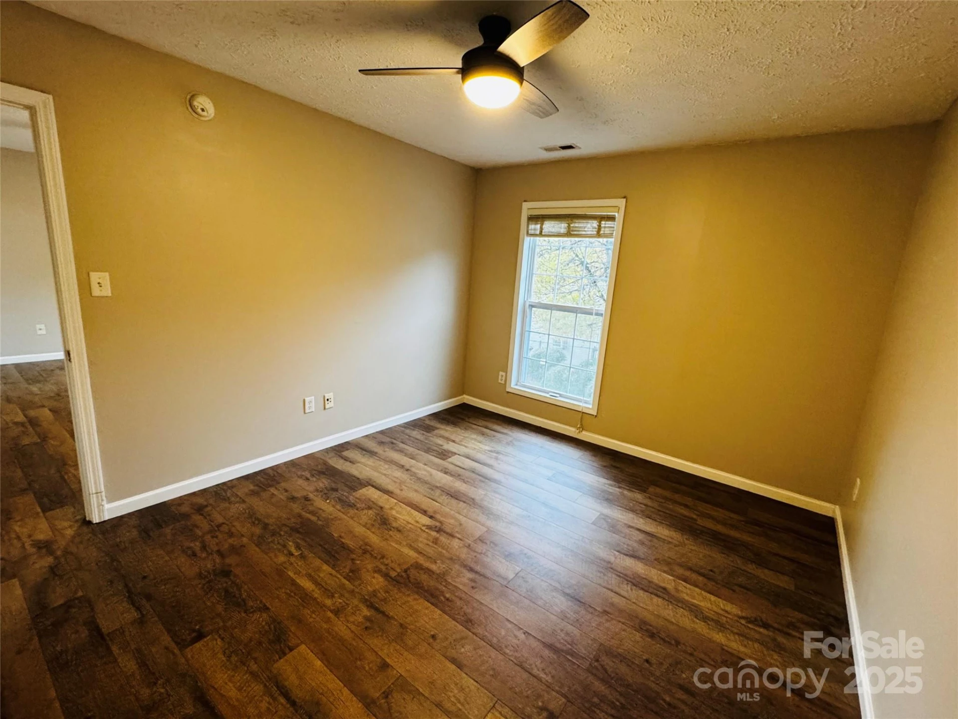 237 Camelot Drive #B - Photo 12