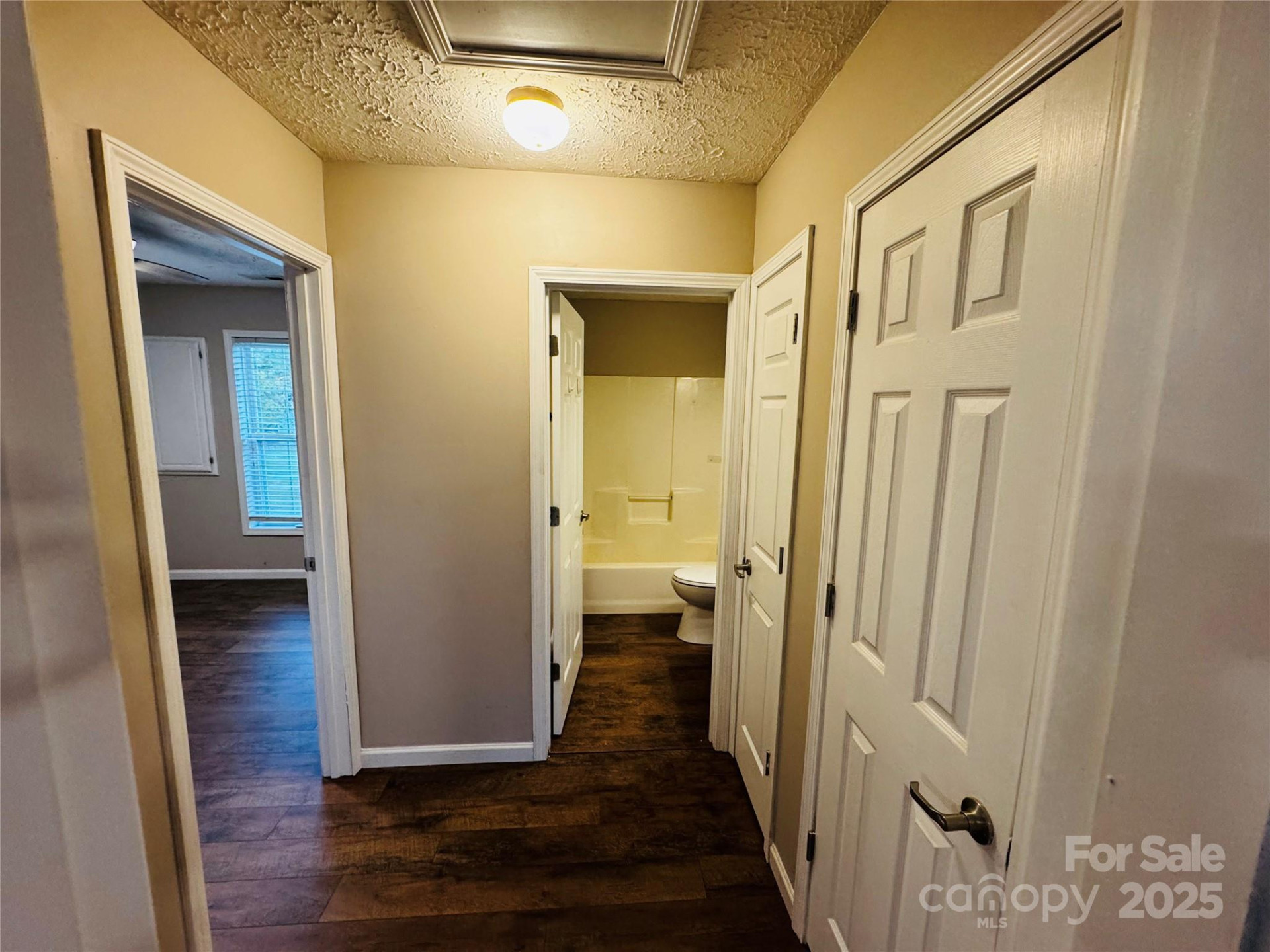 237 Camelot Drive #B - Photo 13