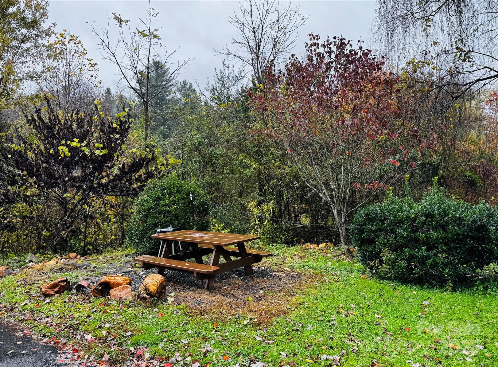 237 Camelot Drive #B - Photo 23