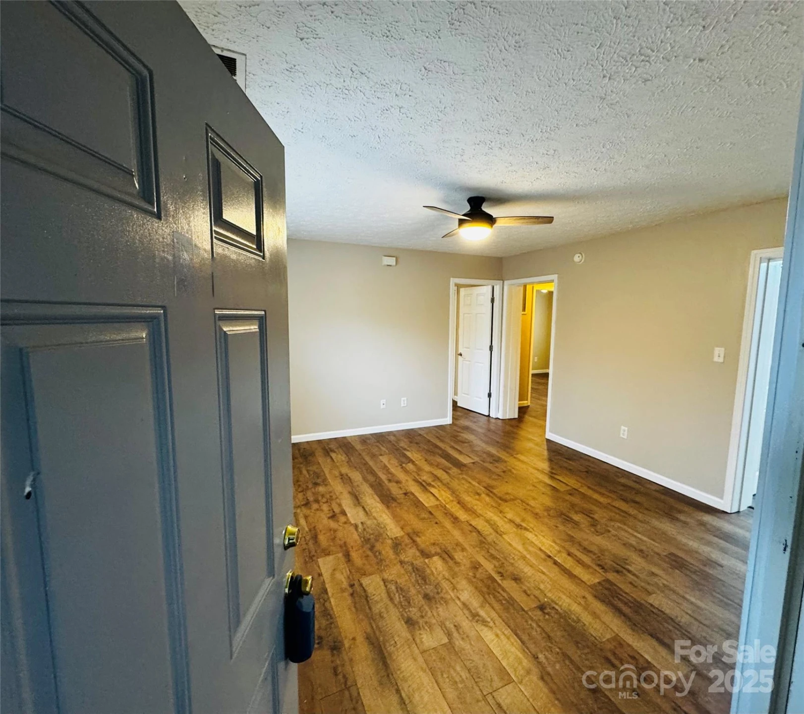 237 Camelot Drive #B - Photo 5