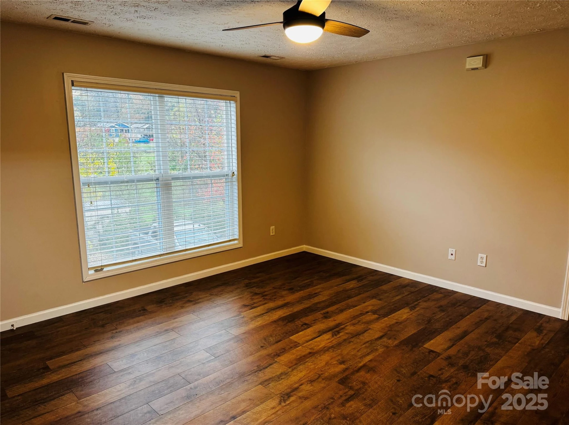 237 Camelot Drive #B - Photo 7