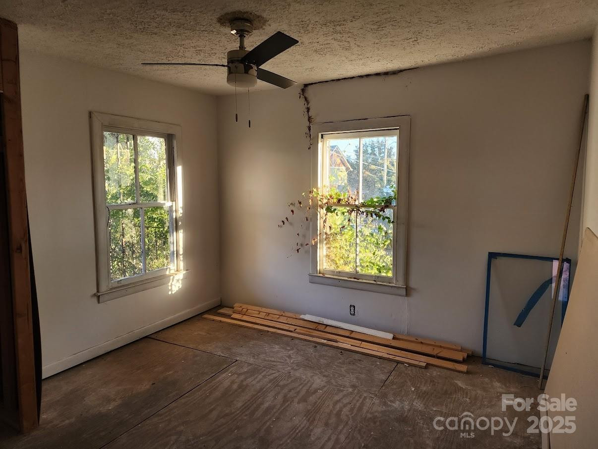 107 Bradley Street - Photo 7