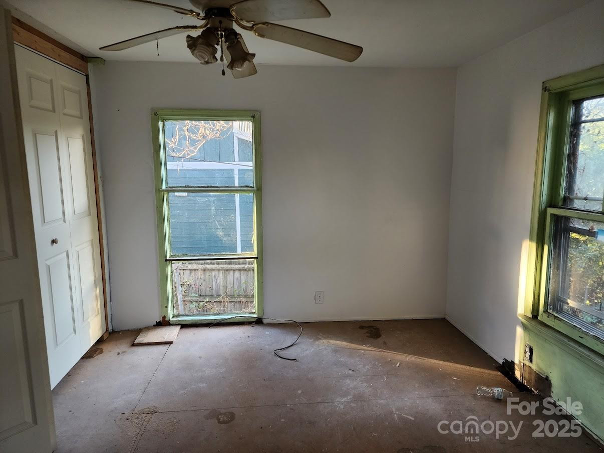 107 Bradley Street - Photo 8