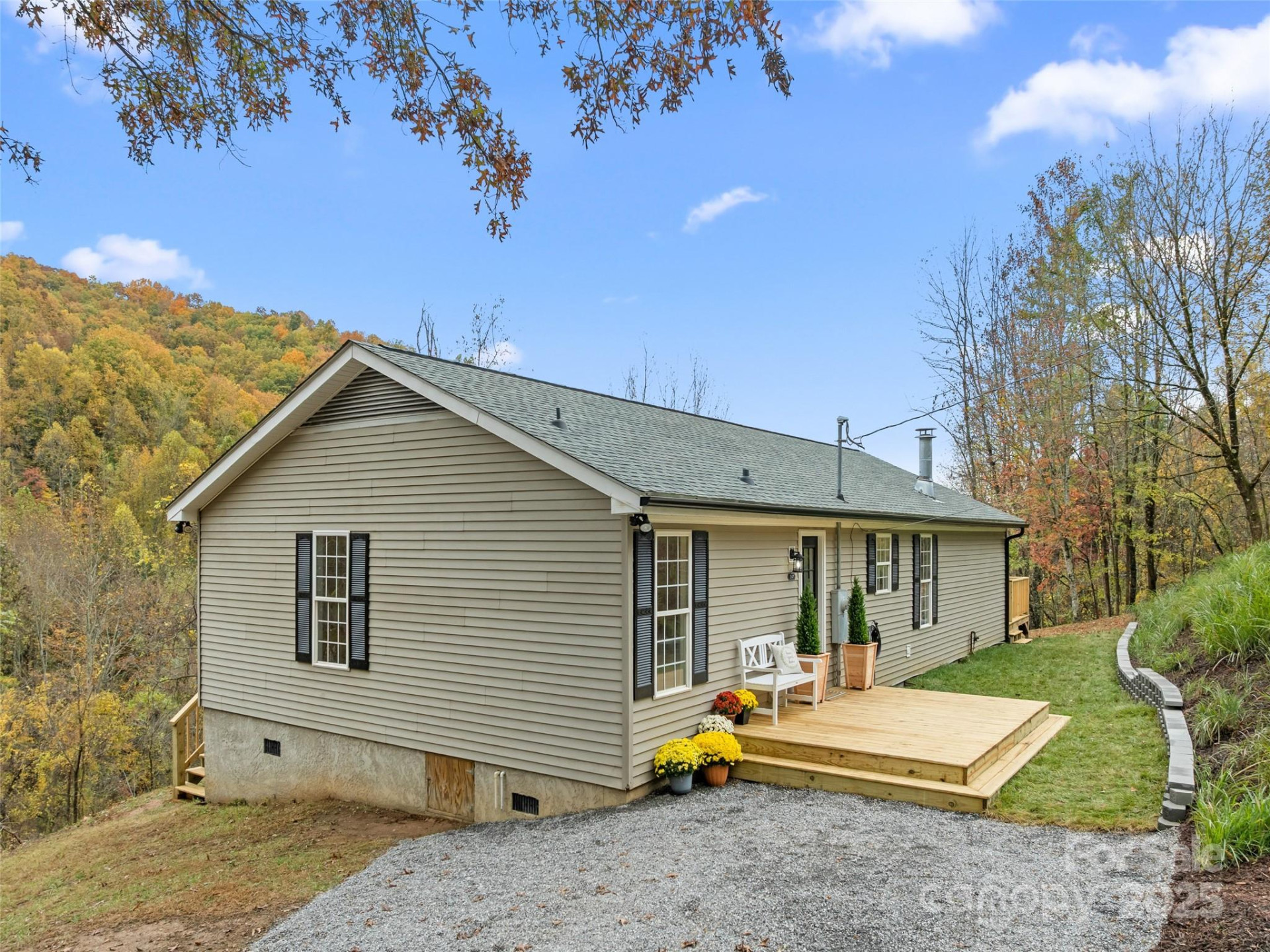 341 Green Meadow Lane - Photo 16