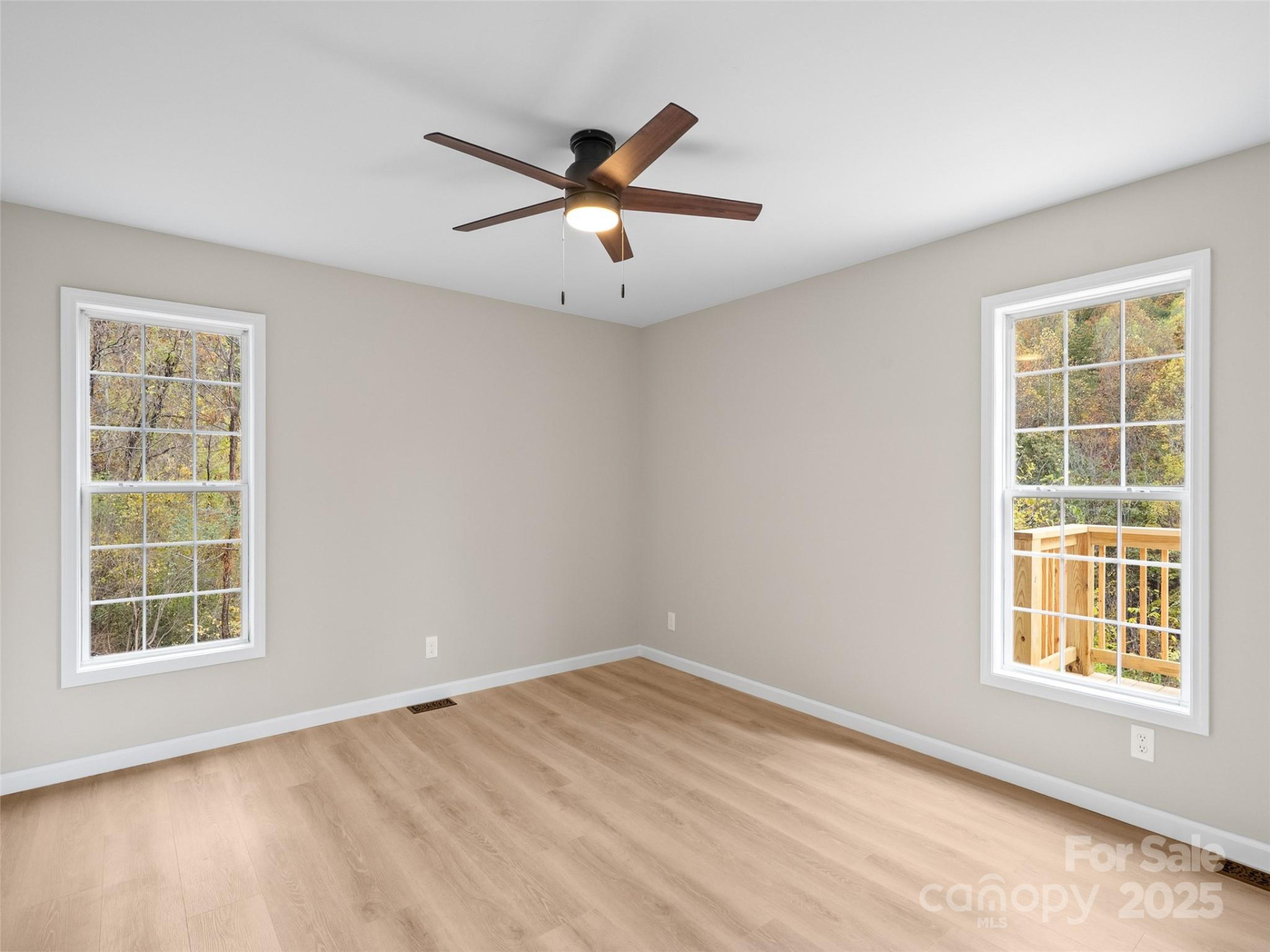 341 Green Meadow Lane - Photo 18