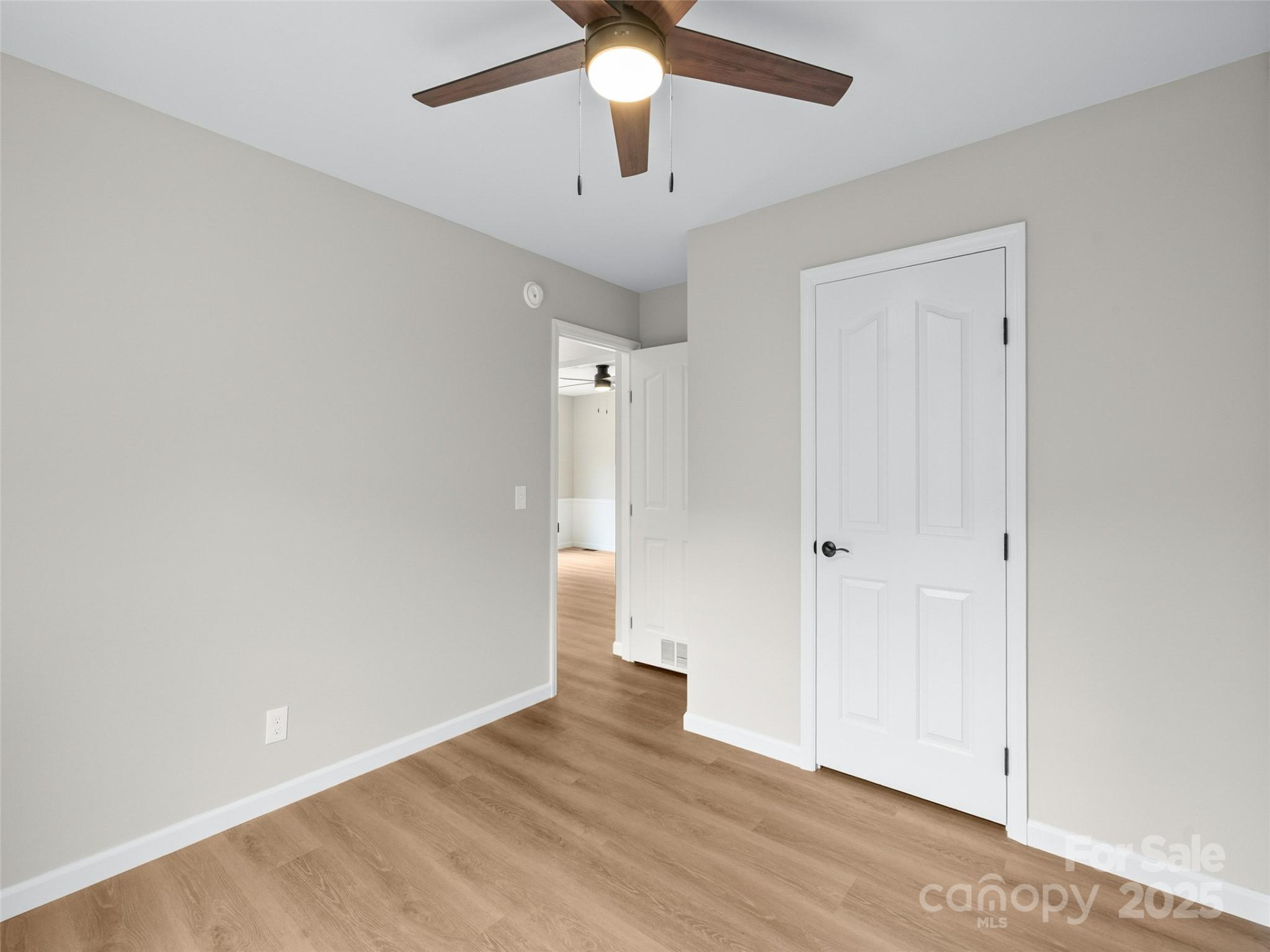 341 Green Meadow Lane - Photo 23