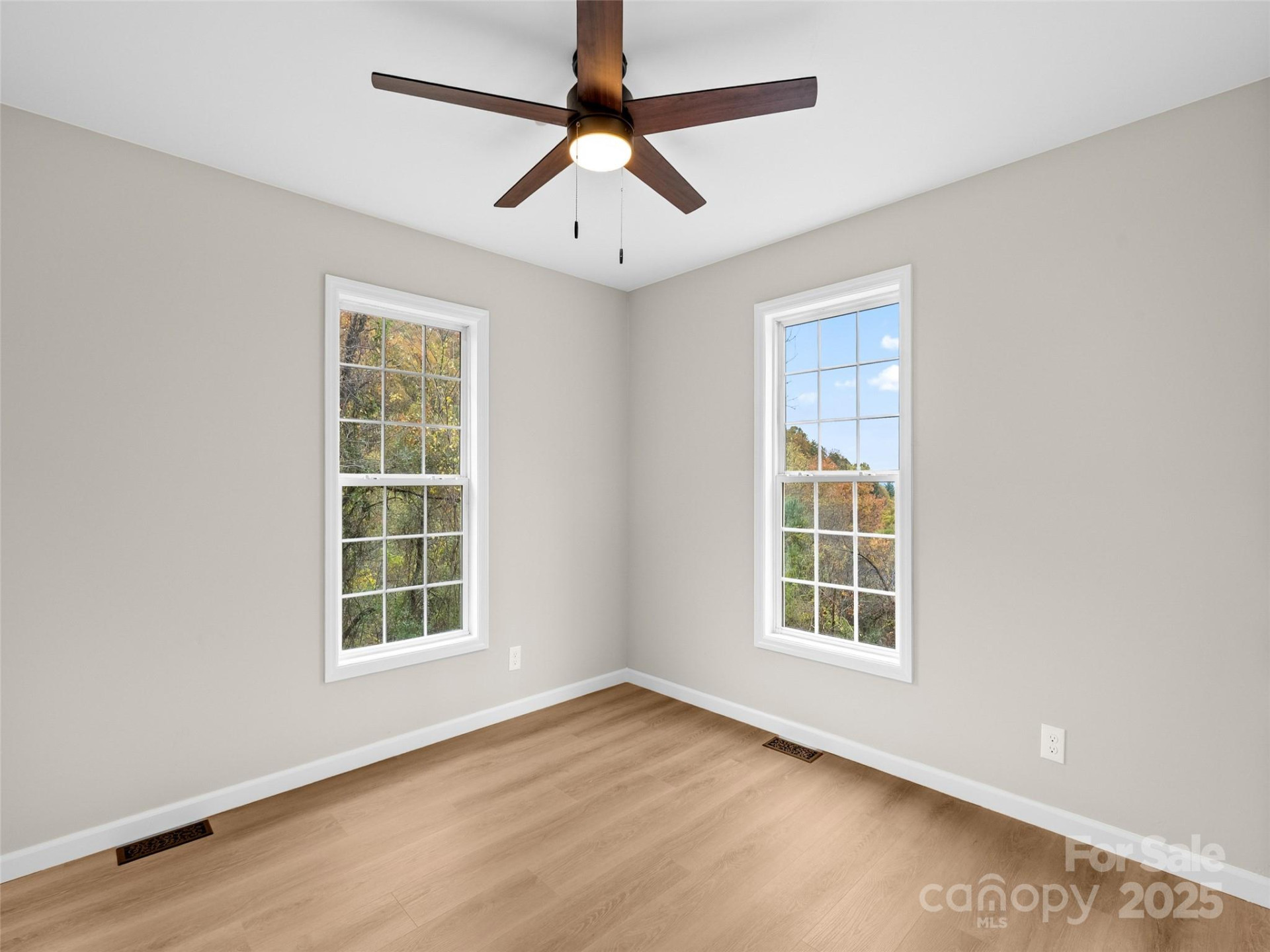 341 Green Meadow Lane - Photo 25