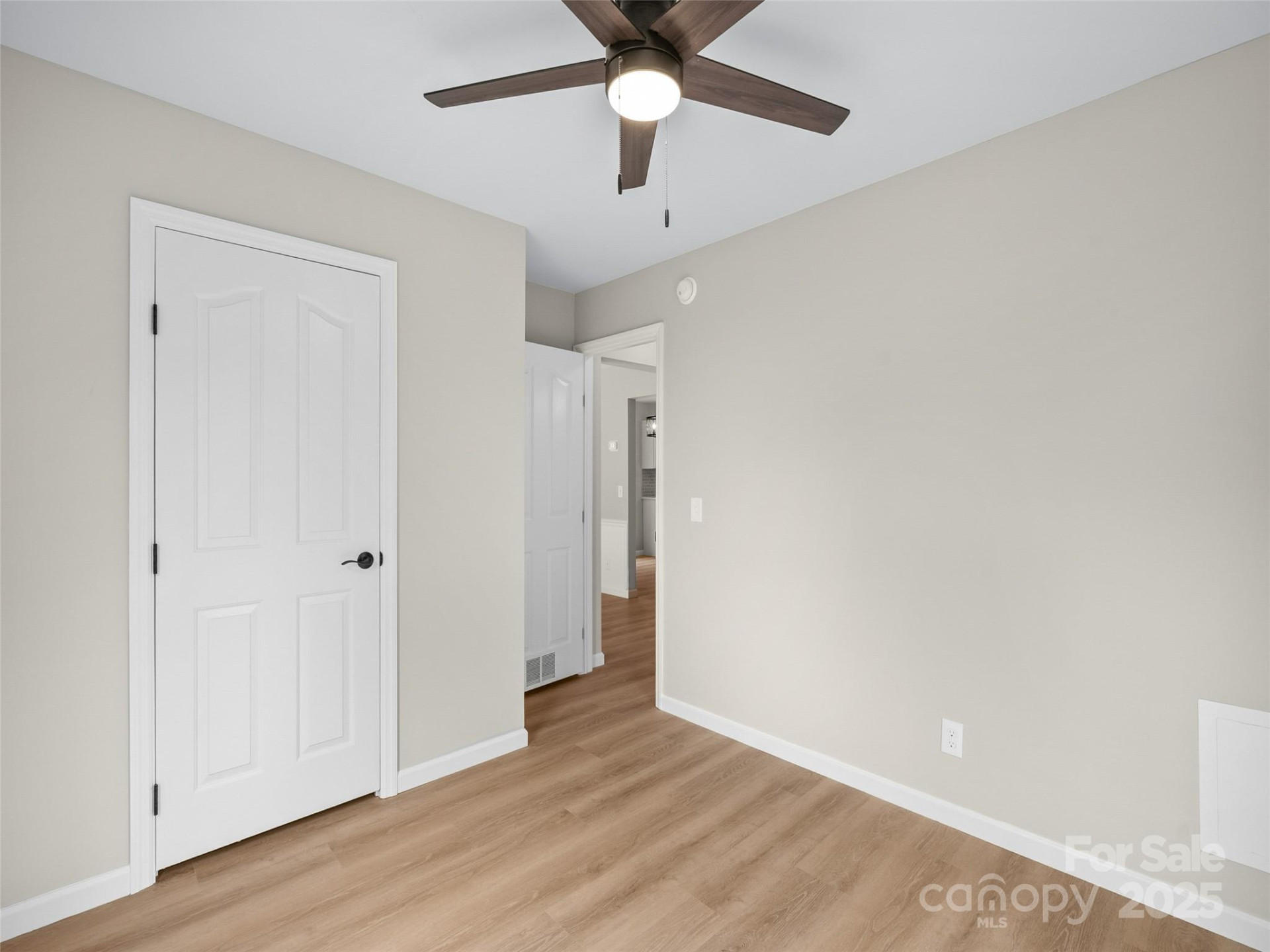 341 Green Meadow Lane - Photo 26