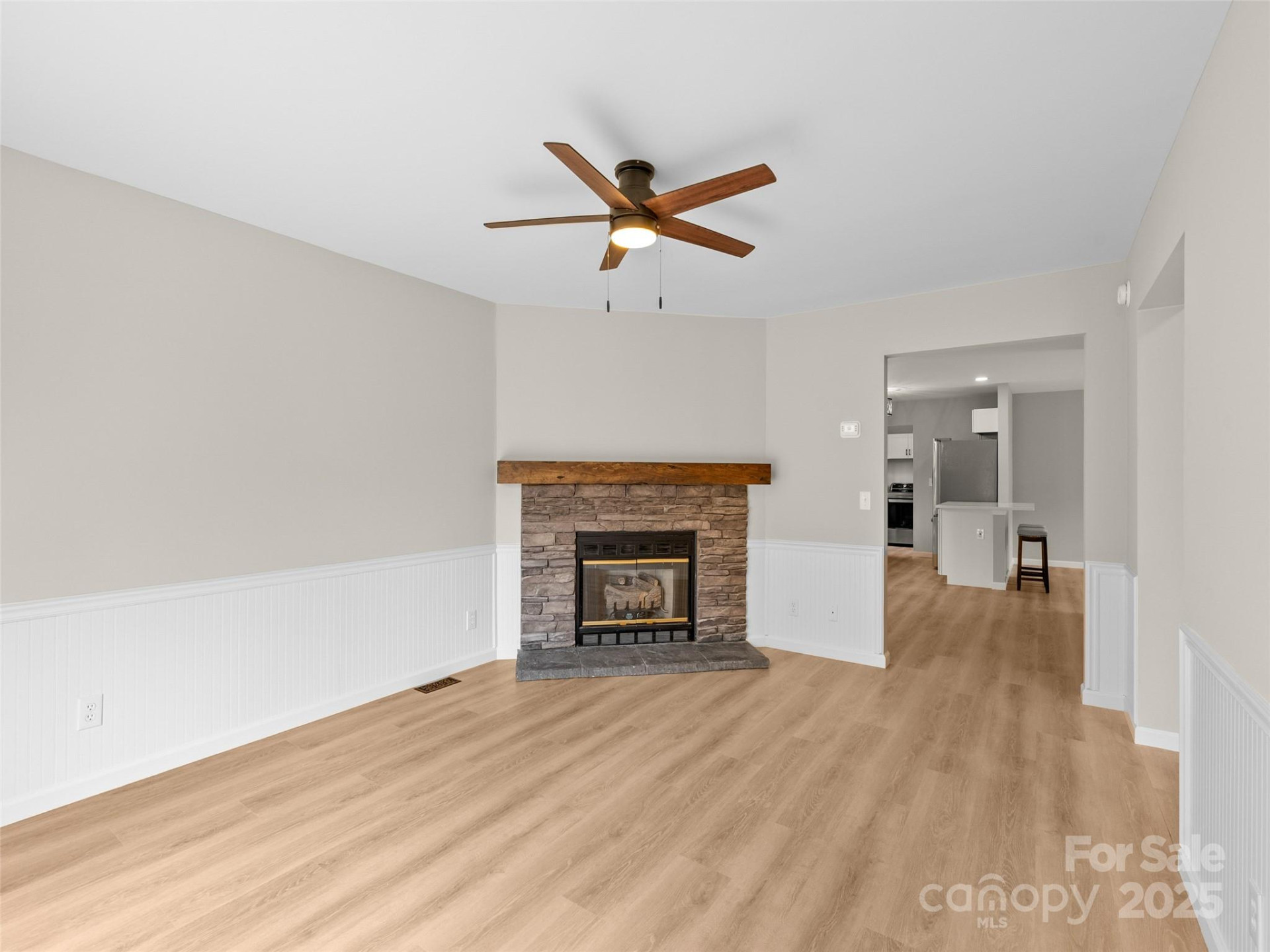 341 Green Meadow Lane - Photo 6