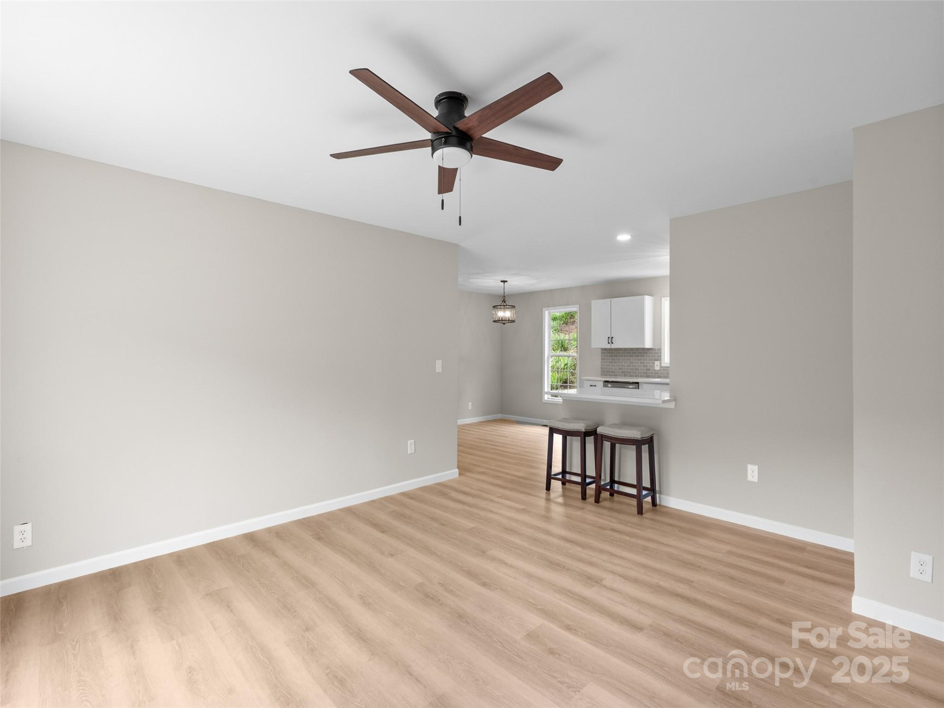 341 Green Meadow Lane - Photo 9