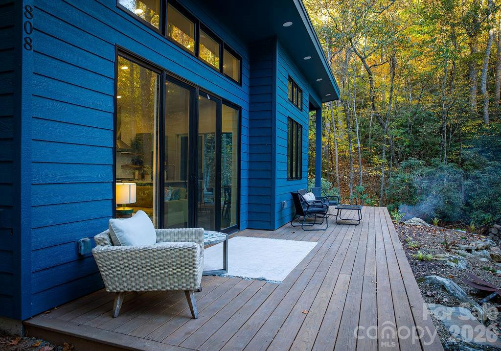 808 Mountain Cove Road - Photo 4