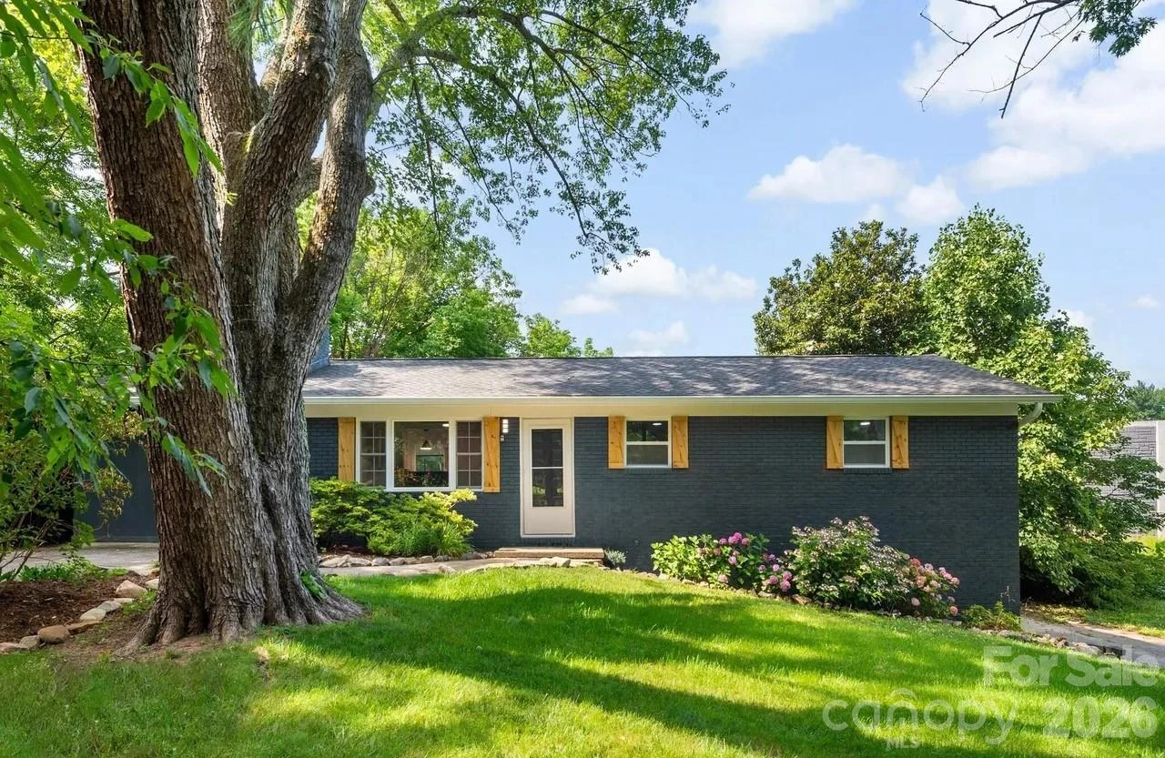 28 Pine Lane - Photo 2