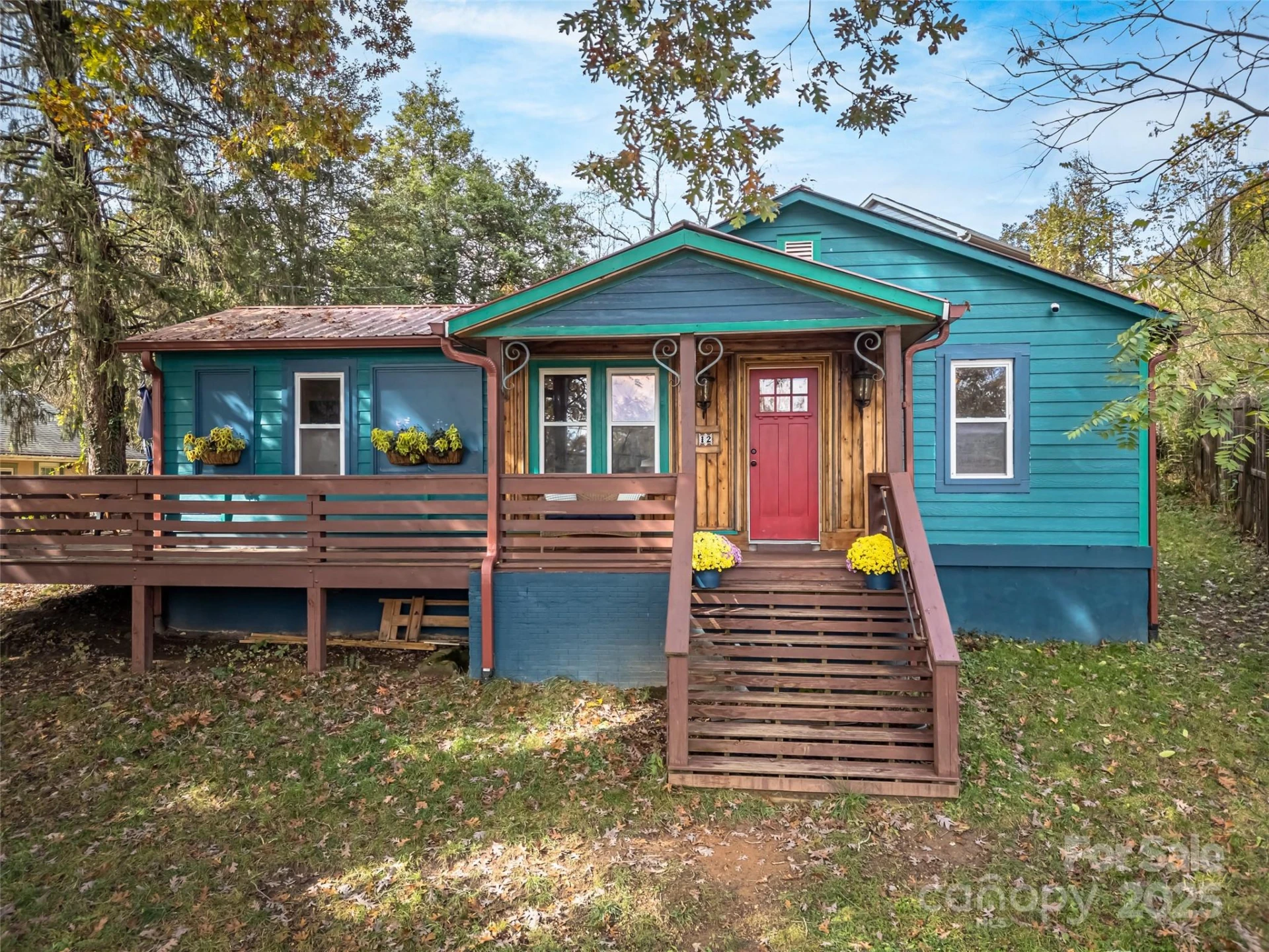12 Woodland Drive