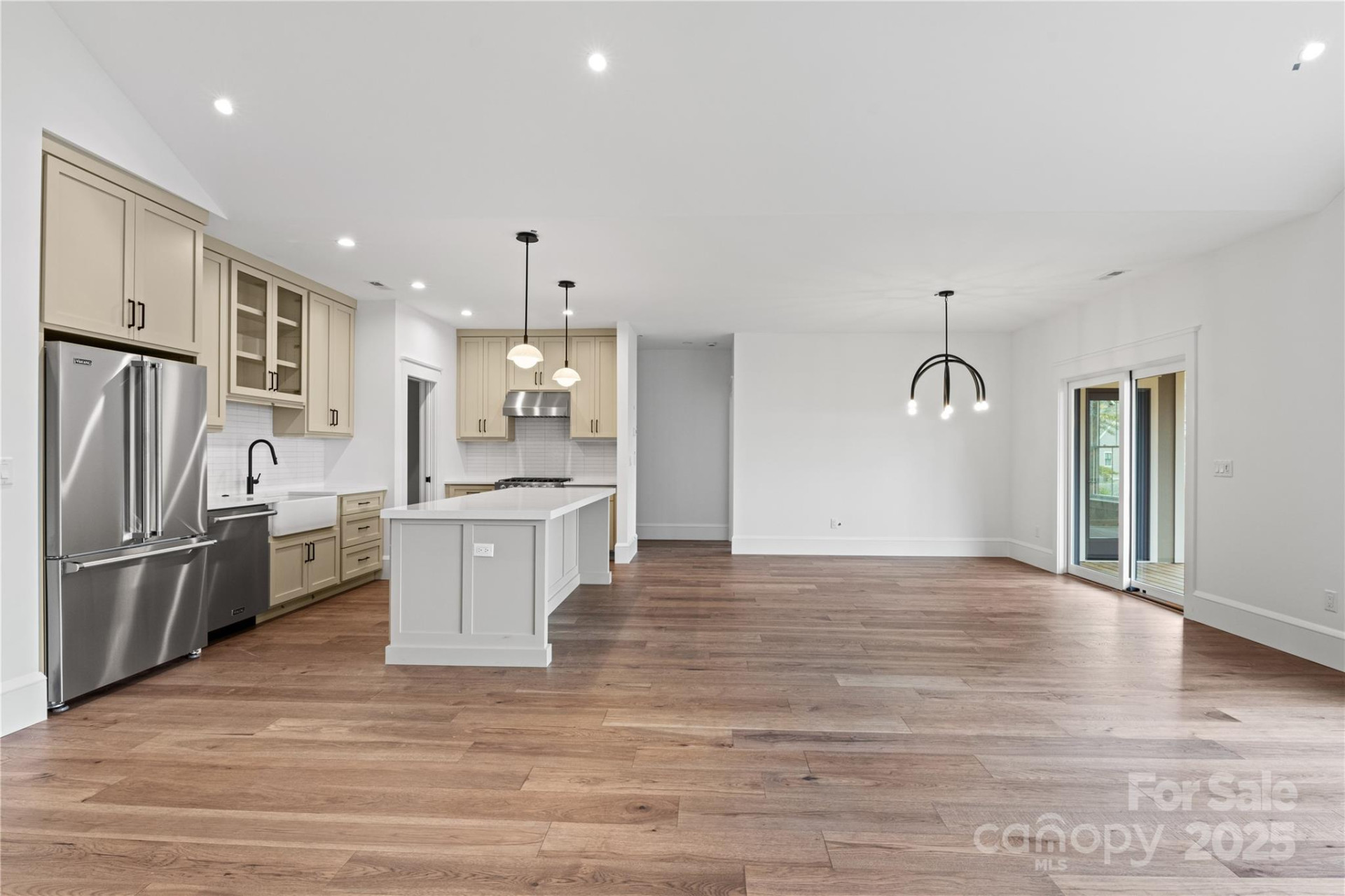 127 Creekside Valley Lane - Photo 2