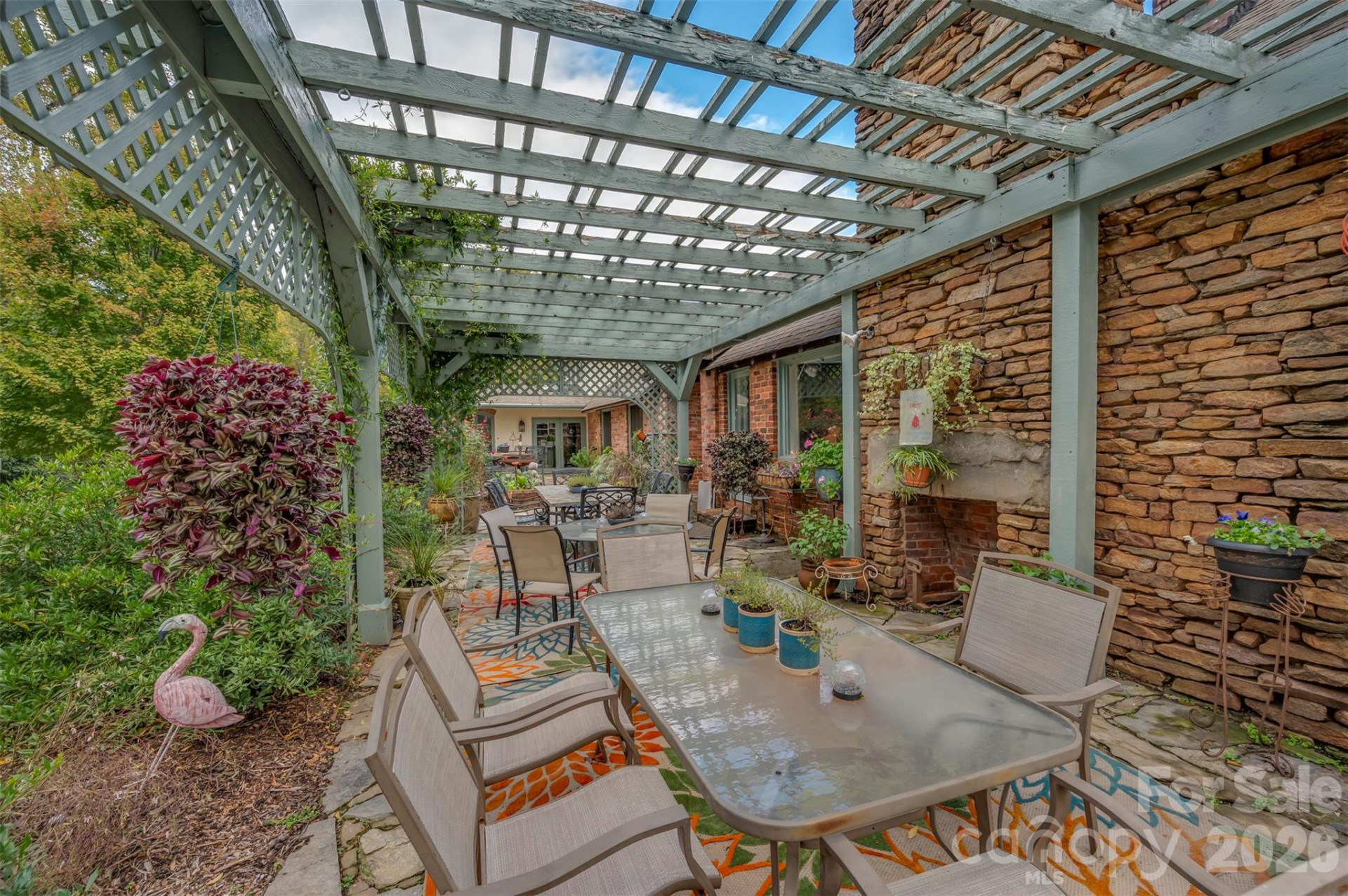 936 Golden Road - Photo 6