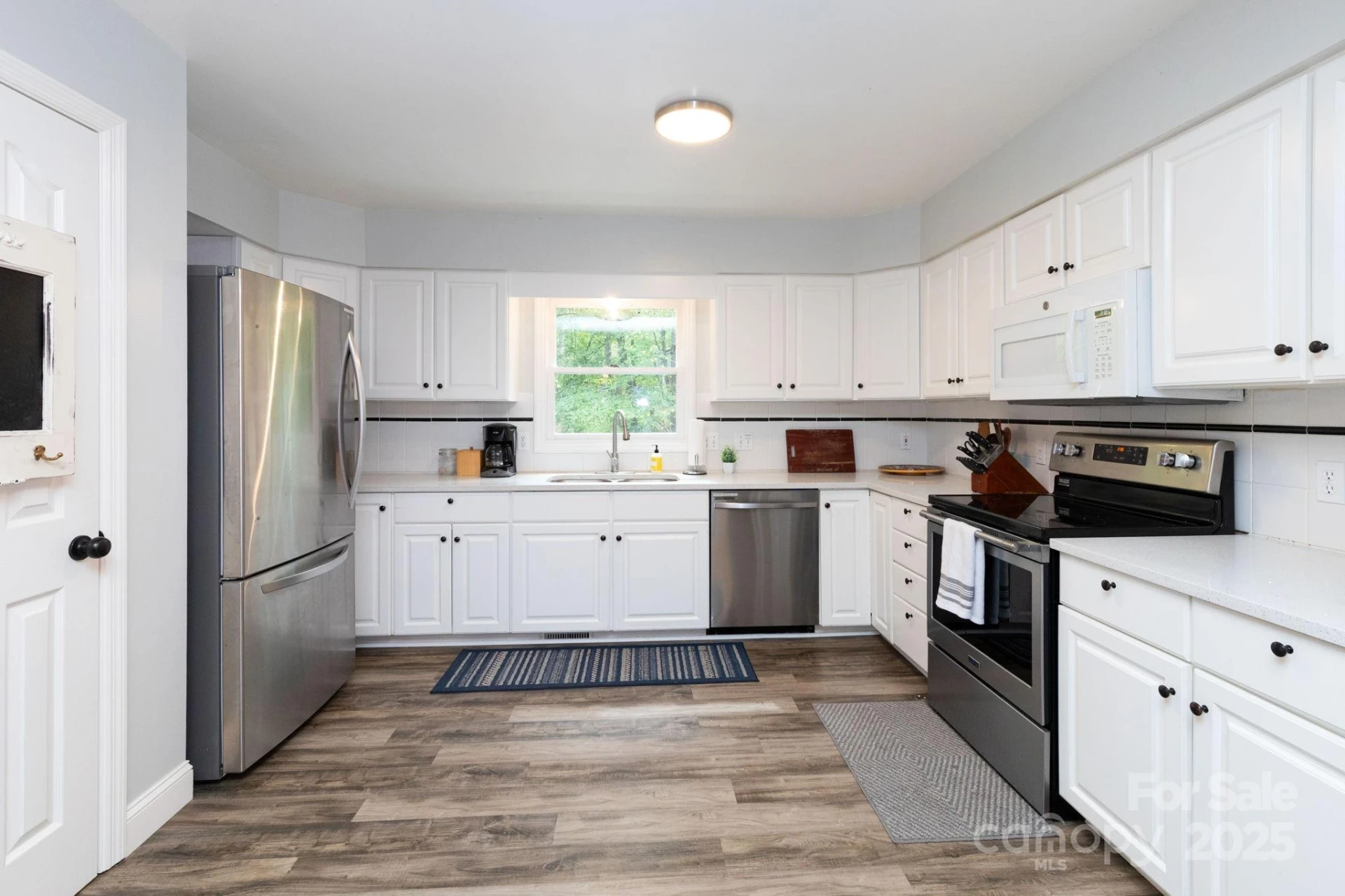 114 Courtney Lane - Photo 4