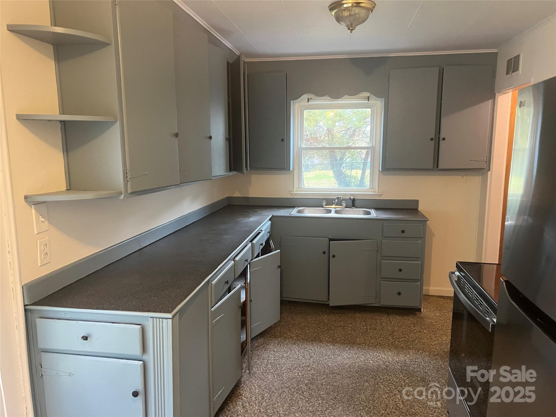 243 Governors View - Photo 5