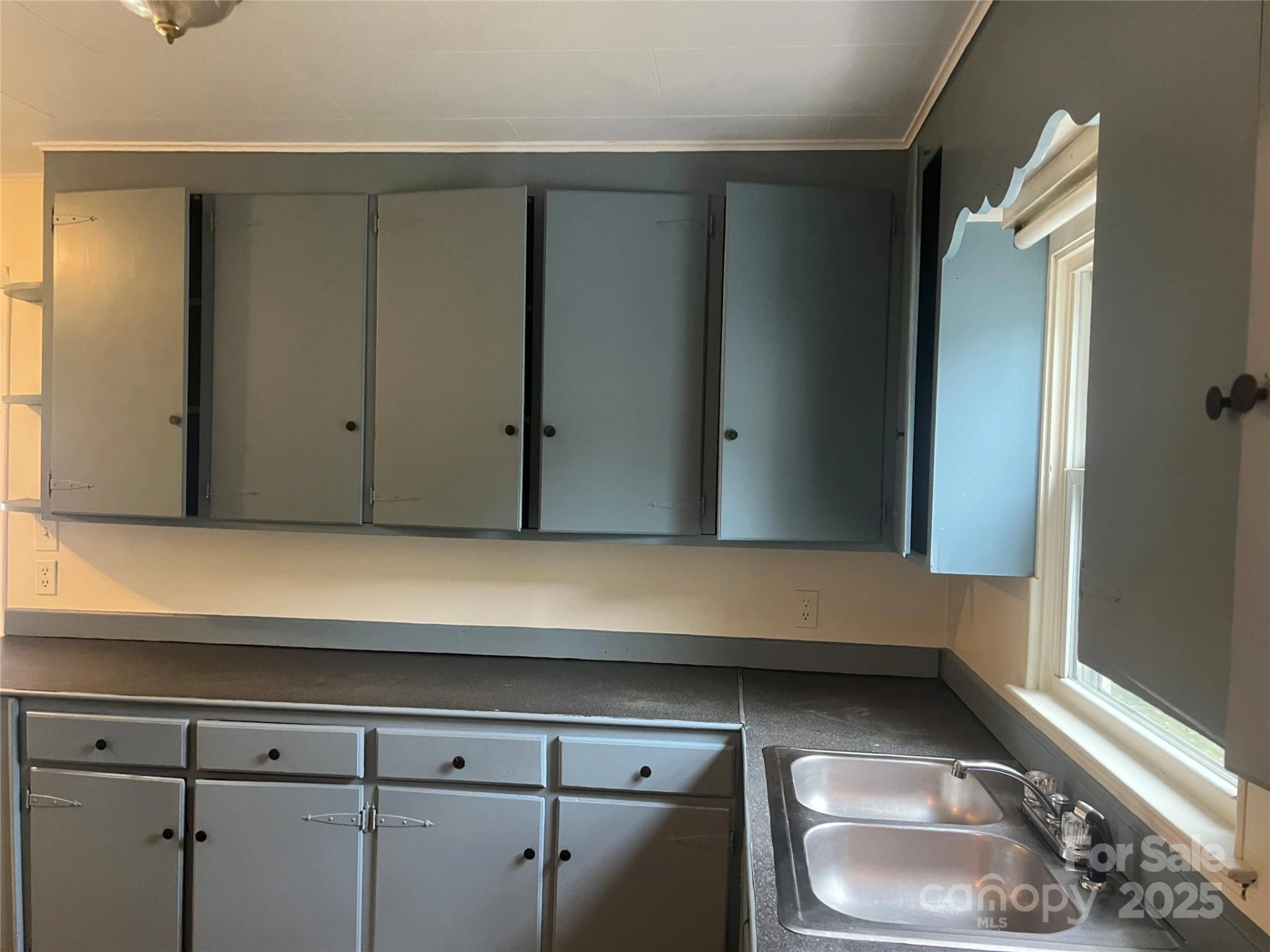 243 Governors View - Photo 6