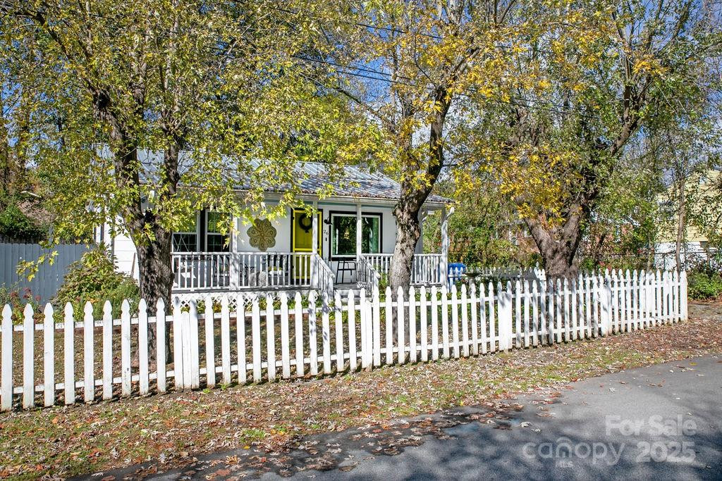 26 Duckworth Avenue - Photo 2