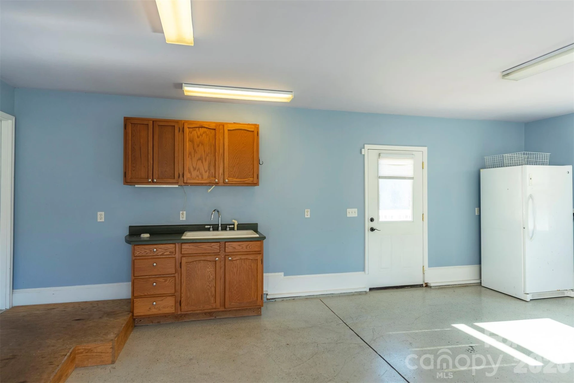 70 Midnight Lane - Photo 37