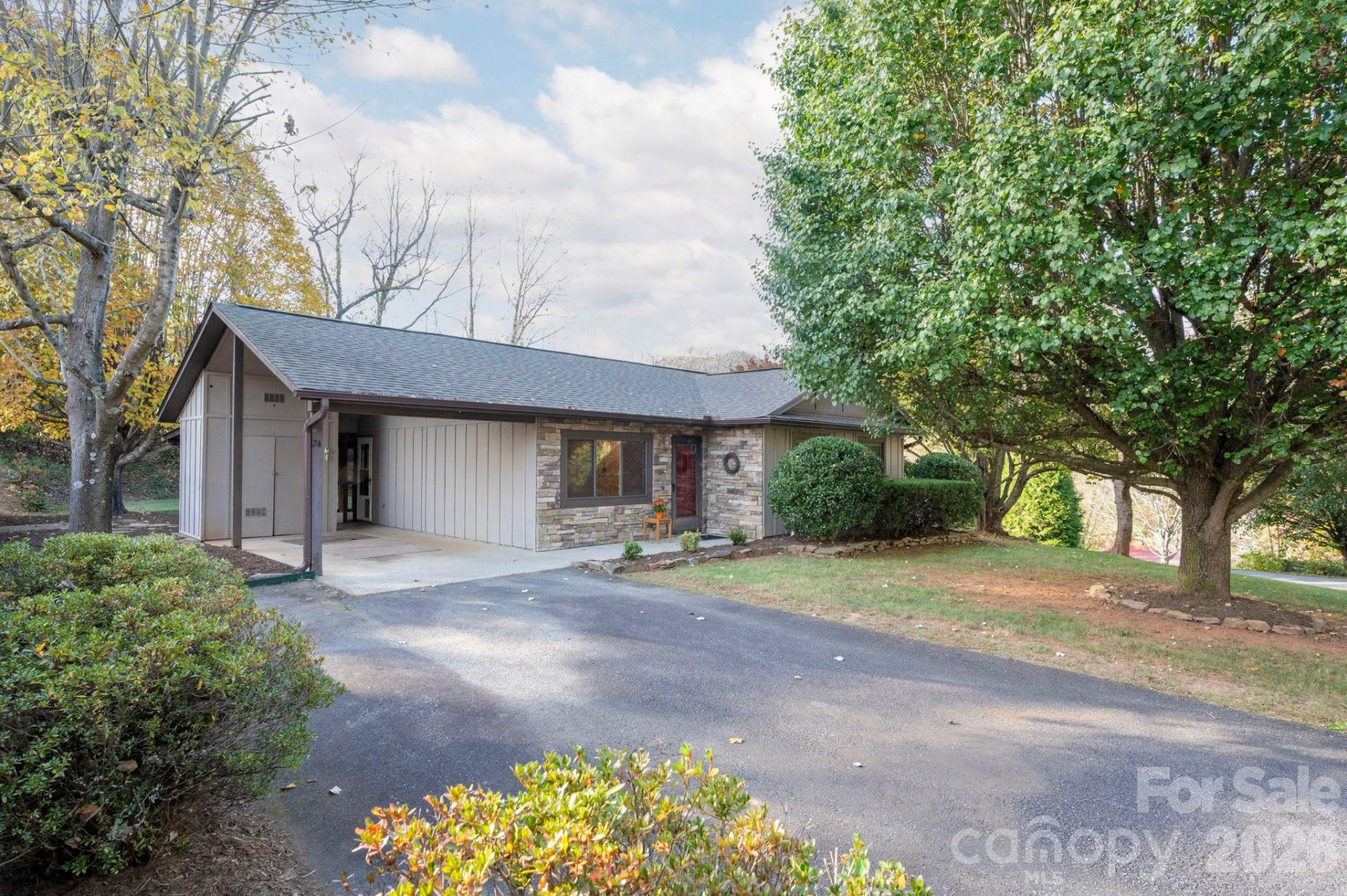 24 Green Acres Drive - Photo 33