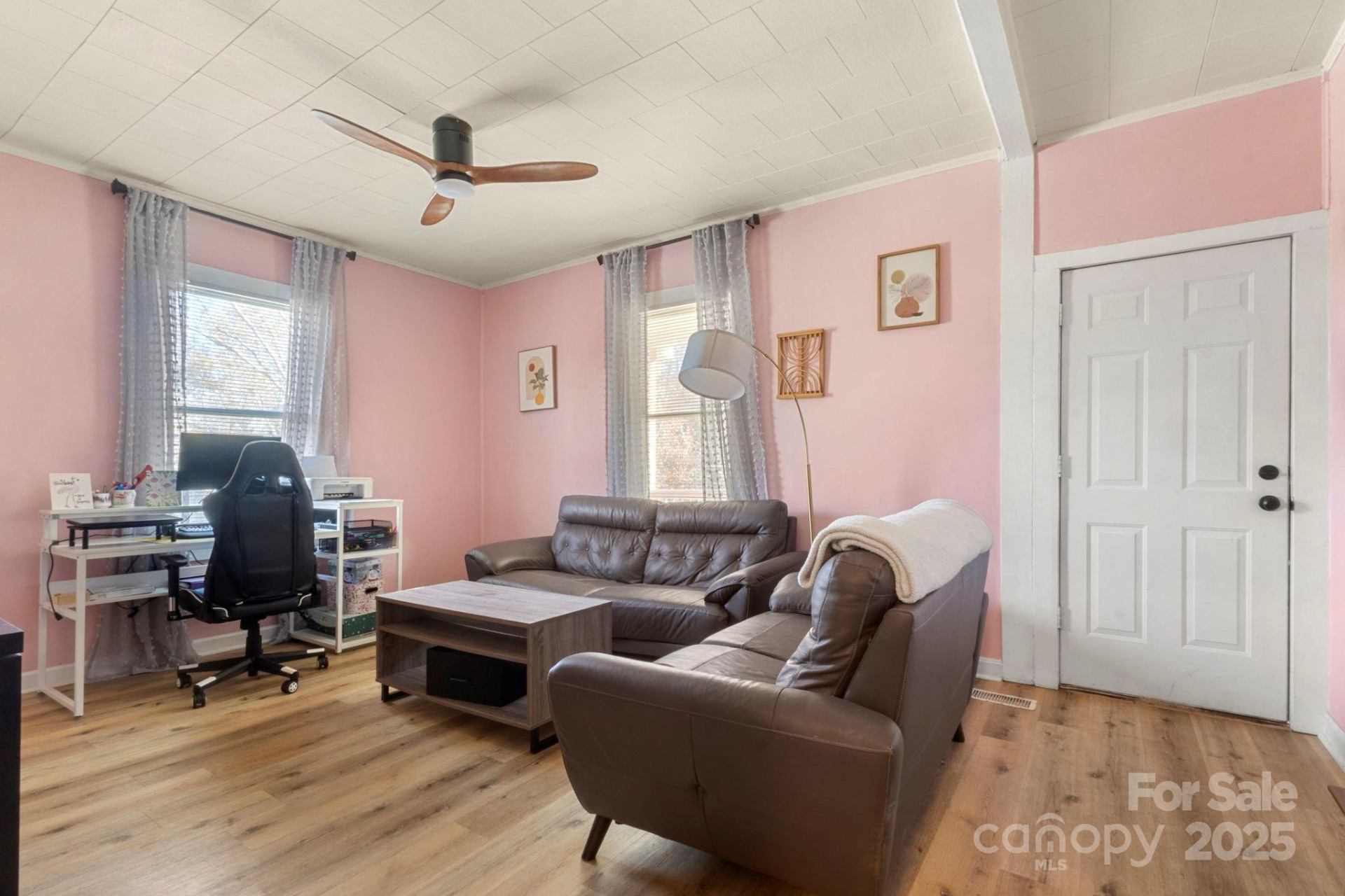 204 Shelby Street - Photo 12