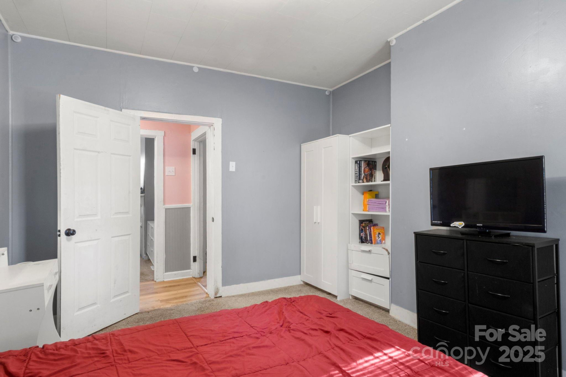 204 Shelby Street - Photo 17