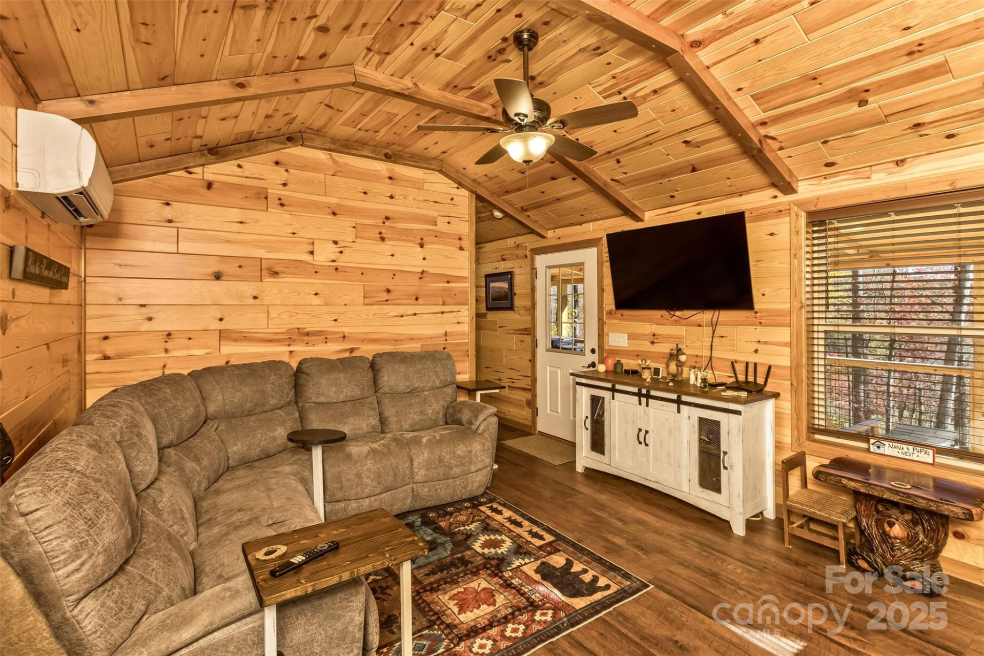 130 Charity Lane - Photo 4