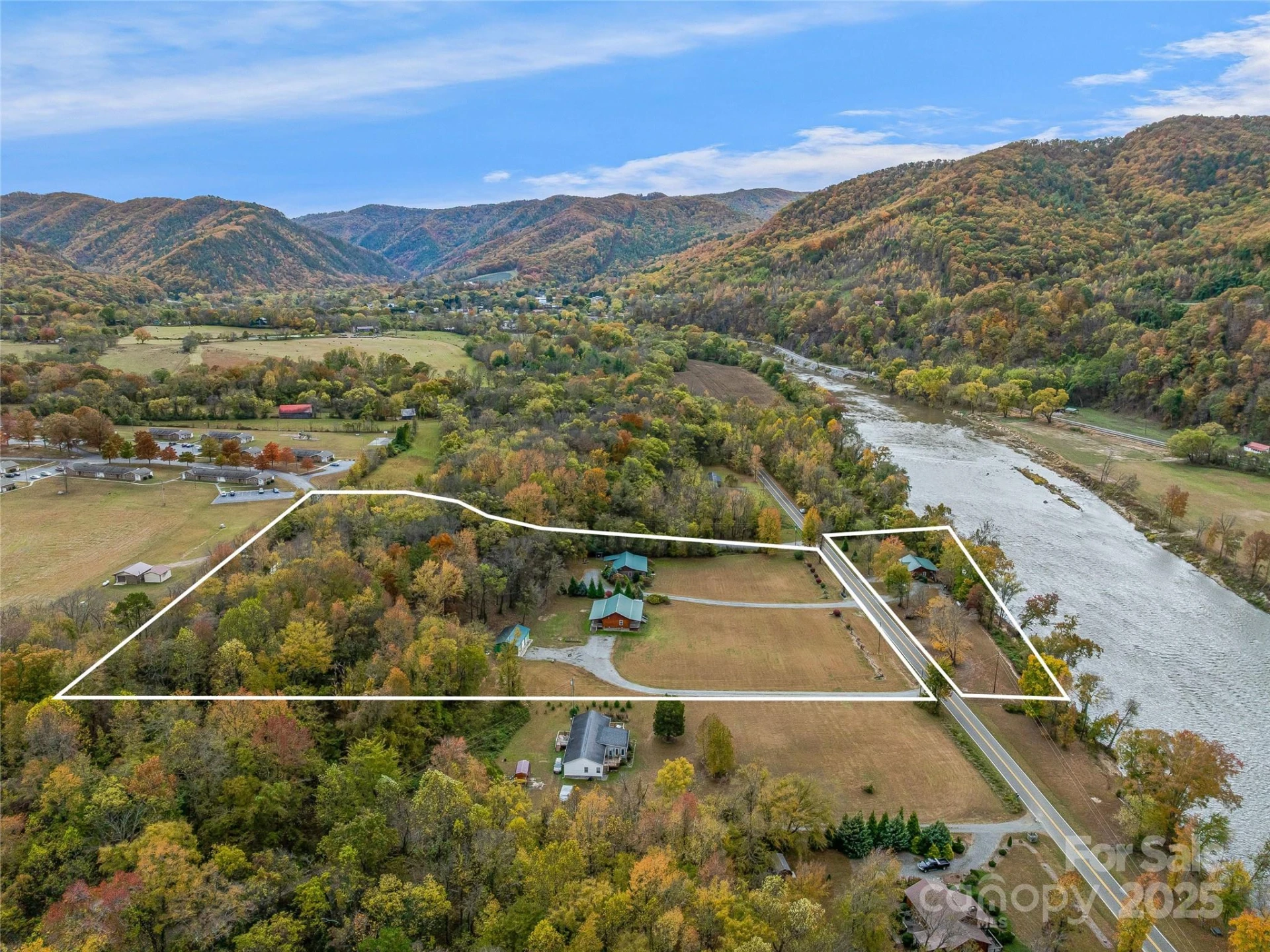 1640, 1641, 1642 River Road - Photo 3