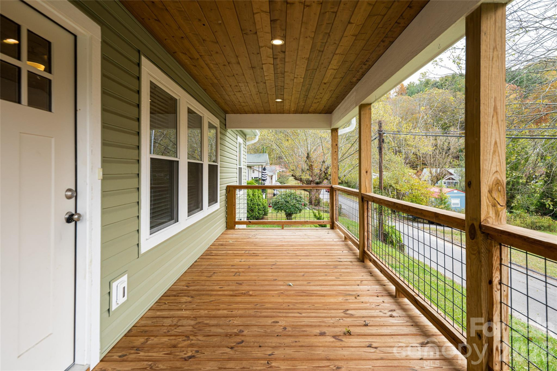 17 Sycamore Street - Photo 4