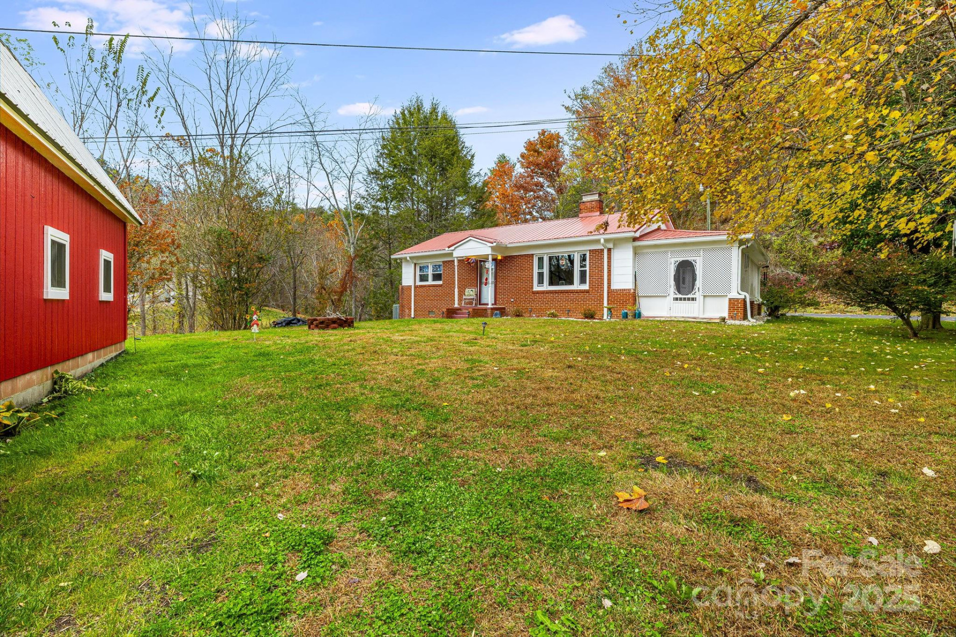 2896 Old Mars Hill Highway - Photo 32