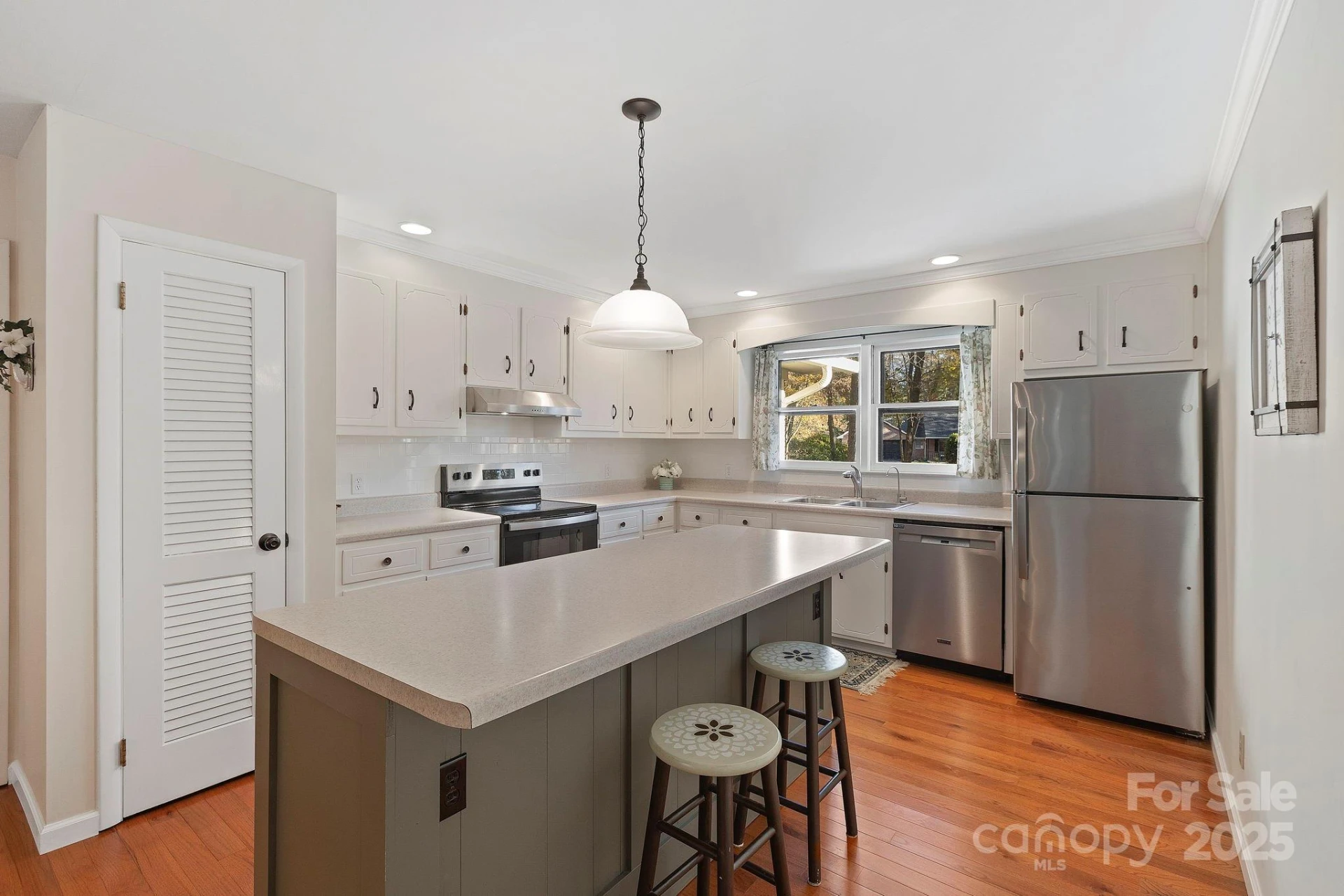 228 Raintree Drive - Photo 15