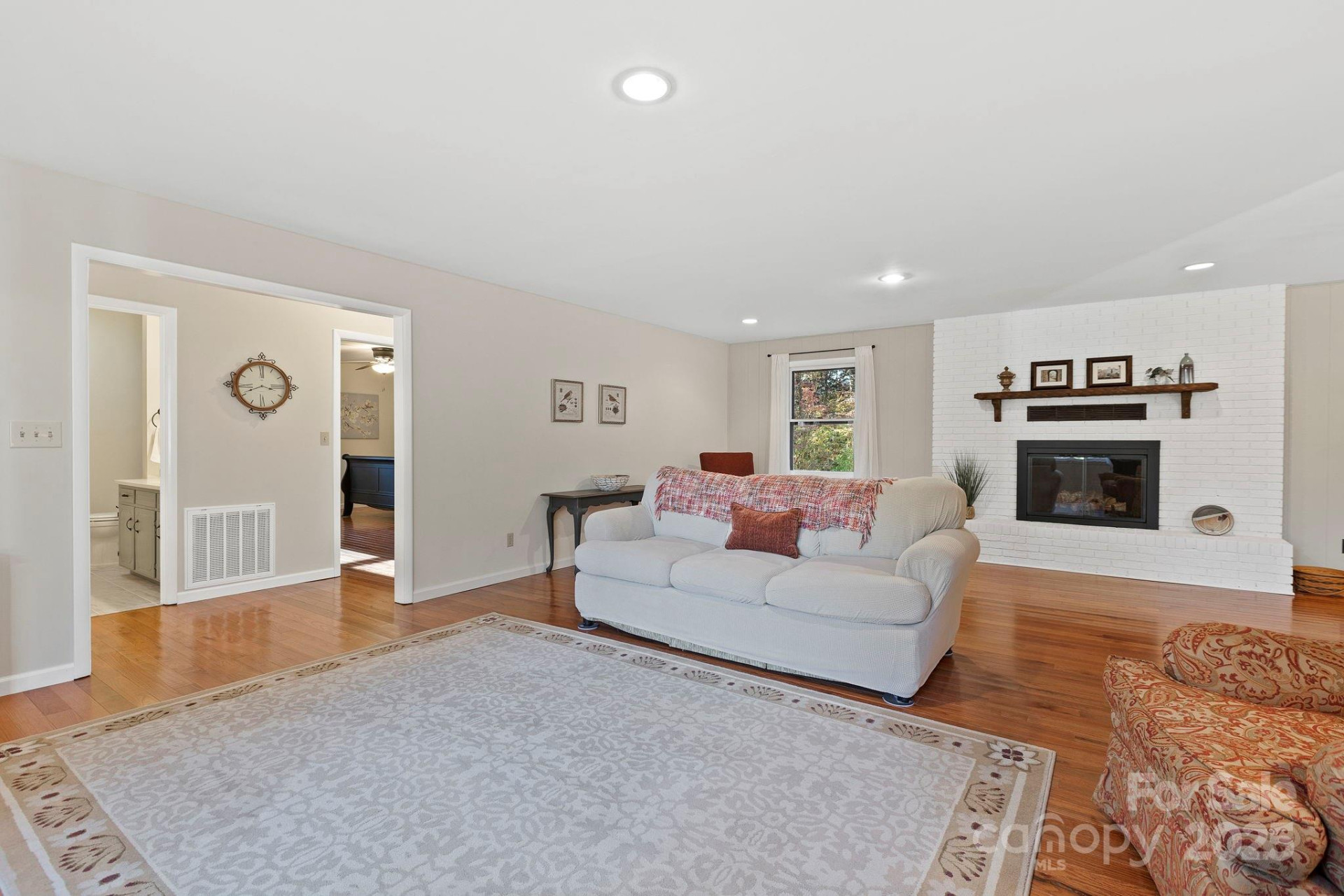 228 Raintree Drive - Photo 7