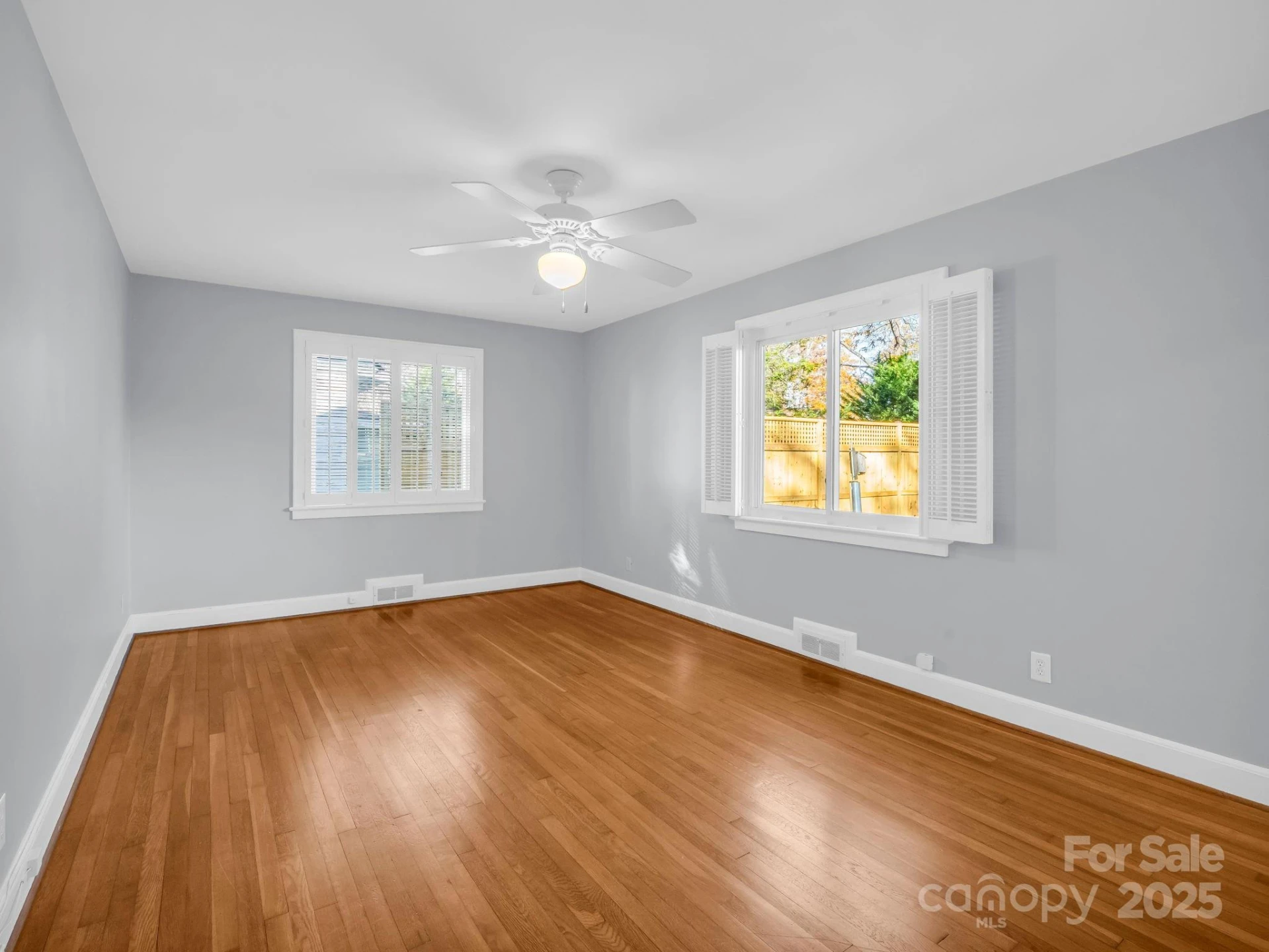 1618 Kensington Road - Photo 17