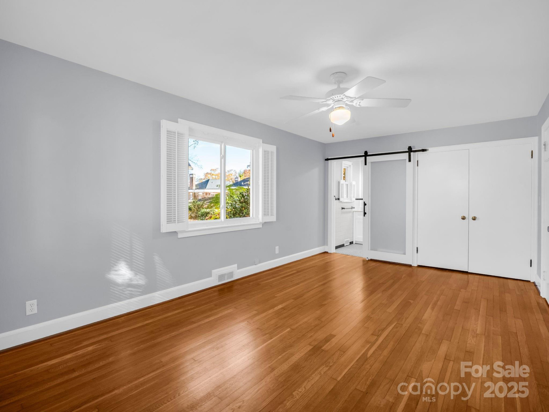 1618 Kensington Road - Photo 18
