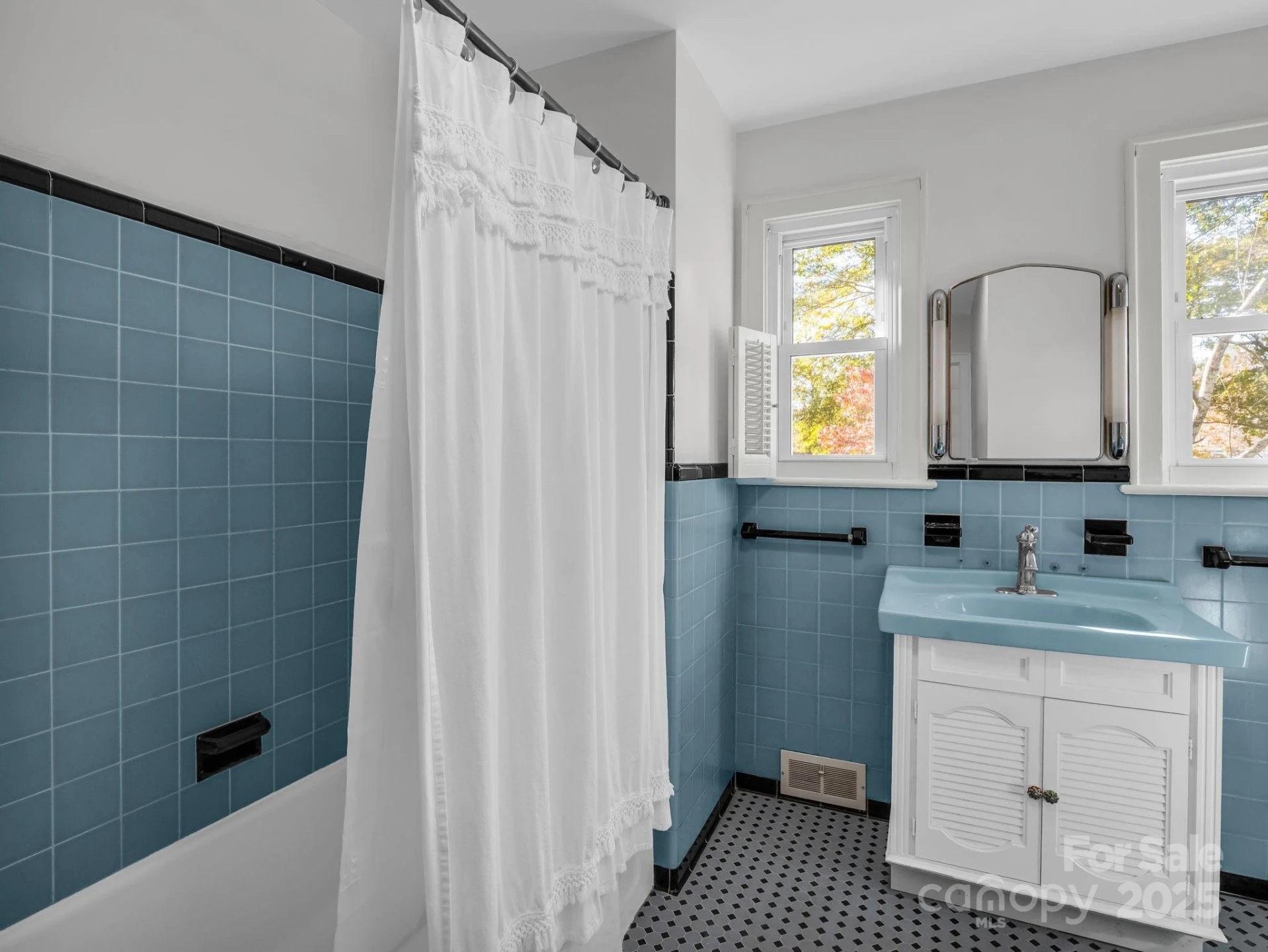 1618 Kensington Road - Photo 25