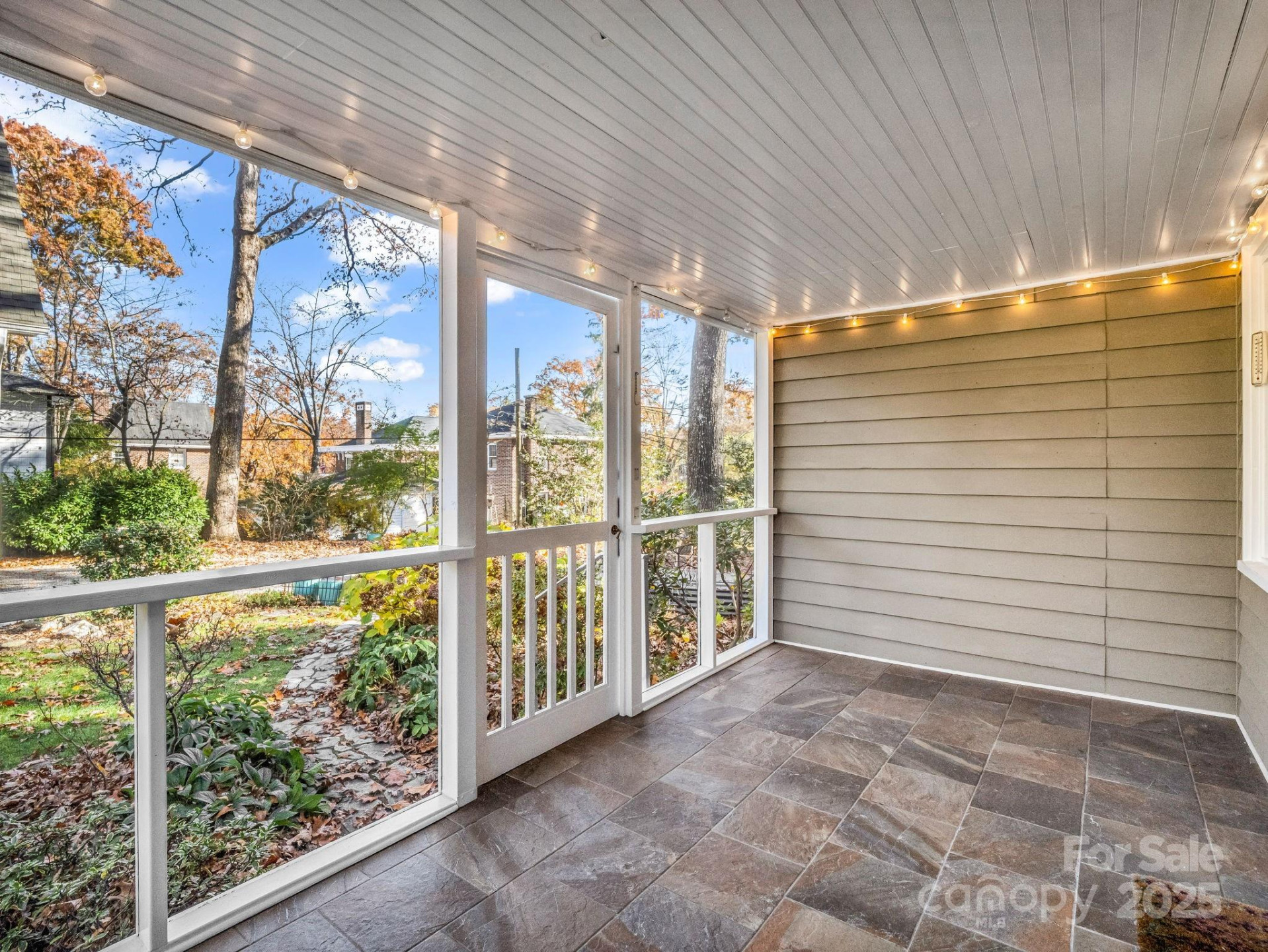 1618 Kensington Road - Photo 29