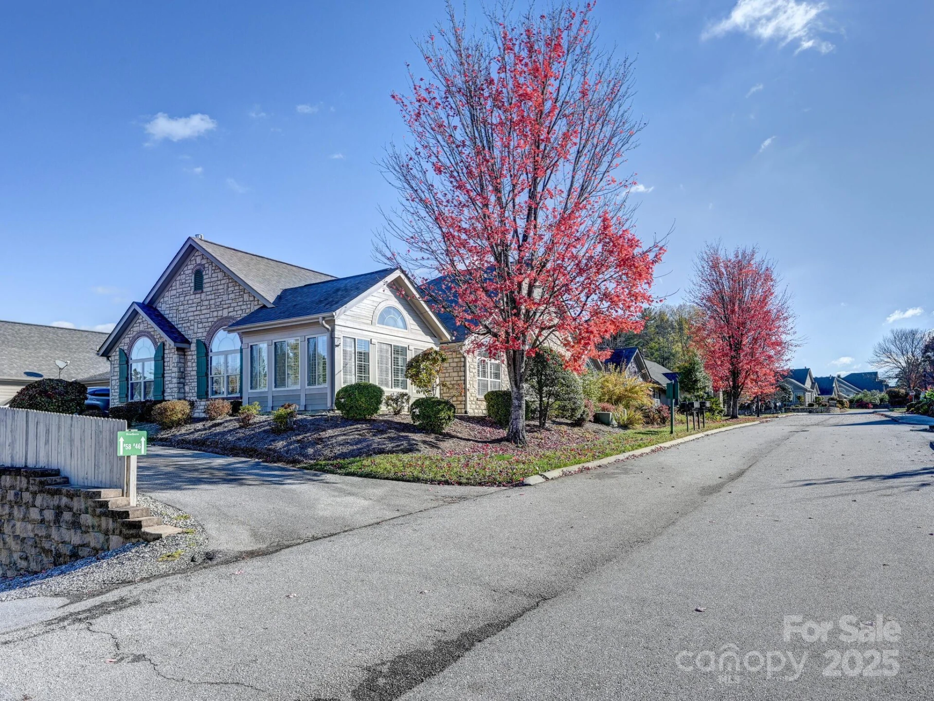 44 Braeburn Way - Photo 4