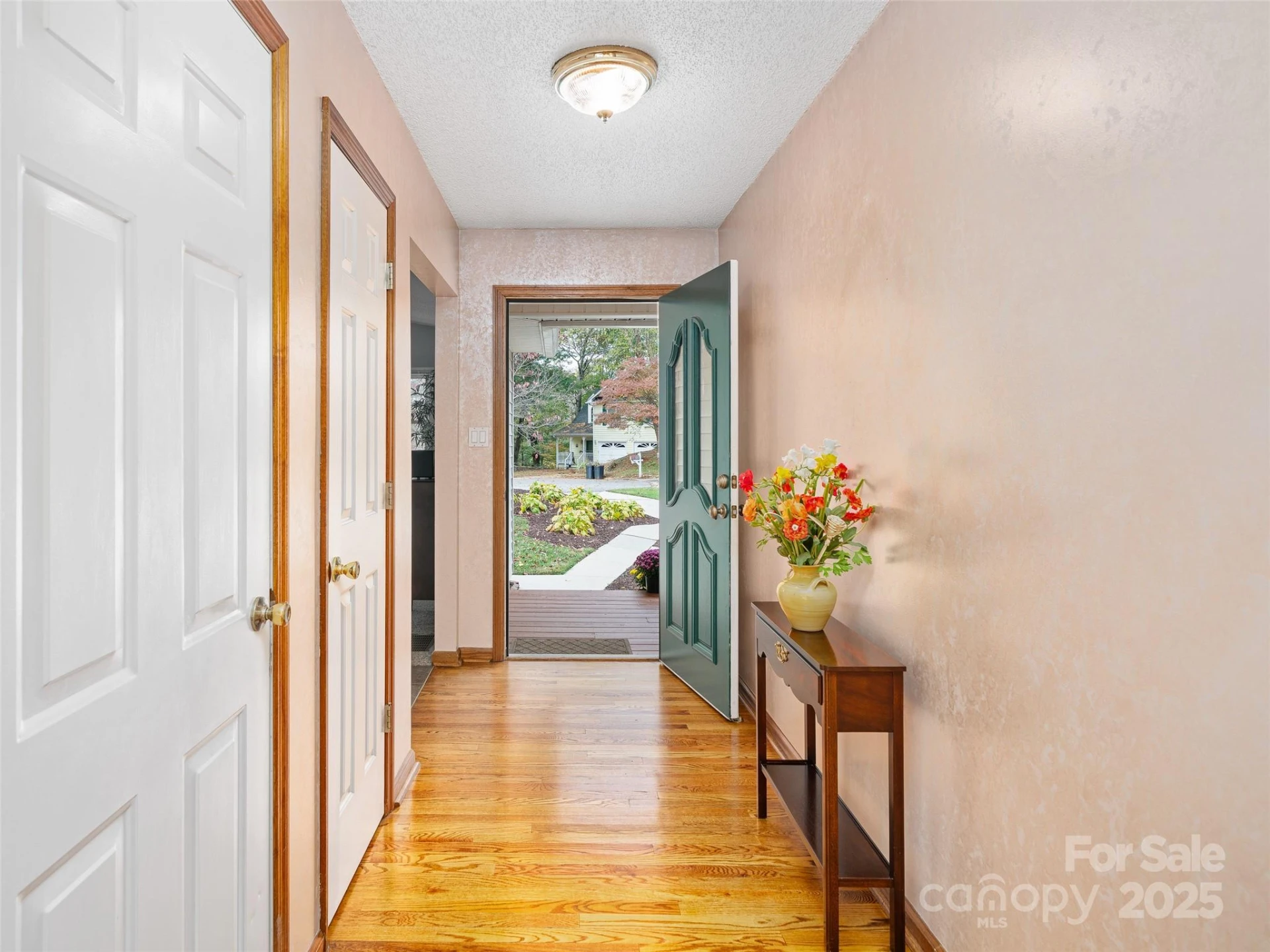 105 Goldfinch Lane - Photo 4