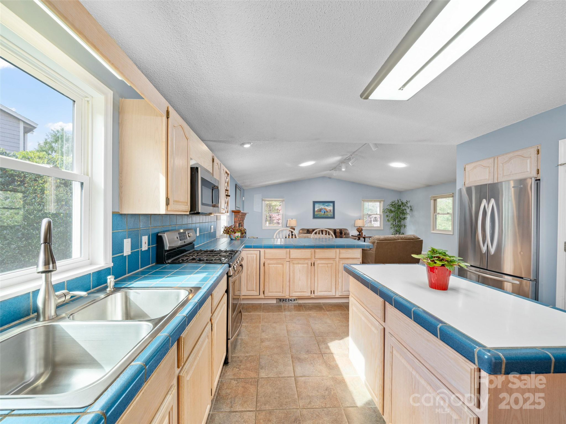 105 Goldfinch Lane - Photo 10