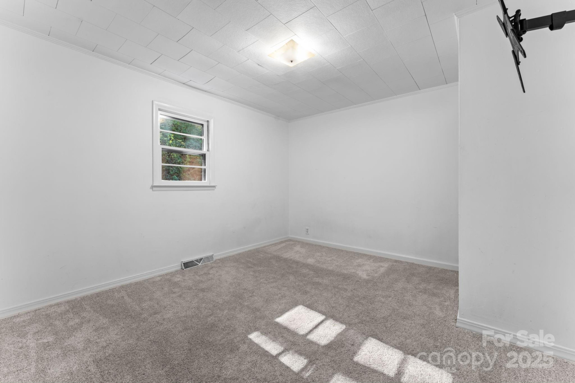 621 Kitchens Branch Road - Photo 7