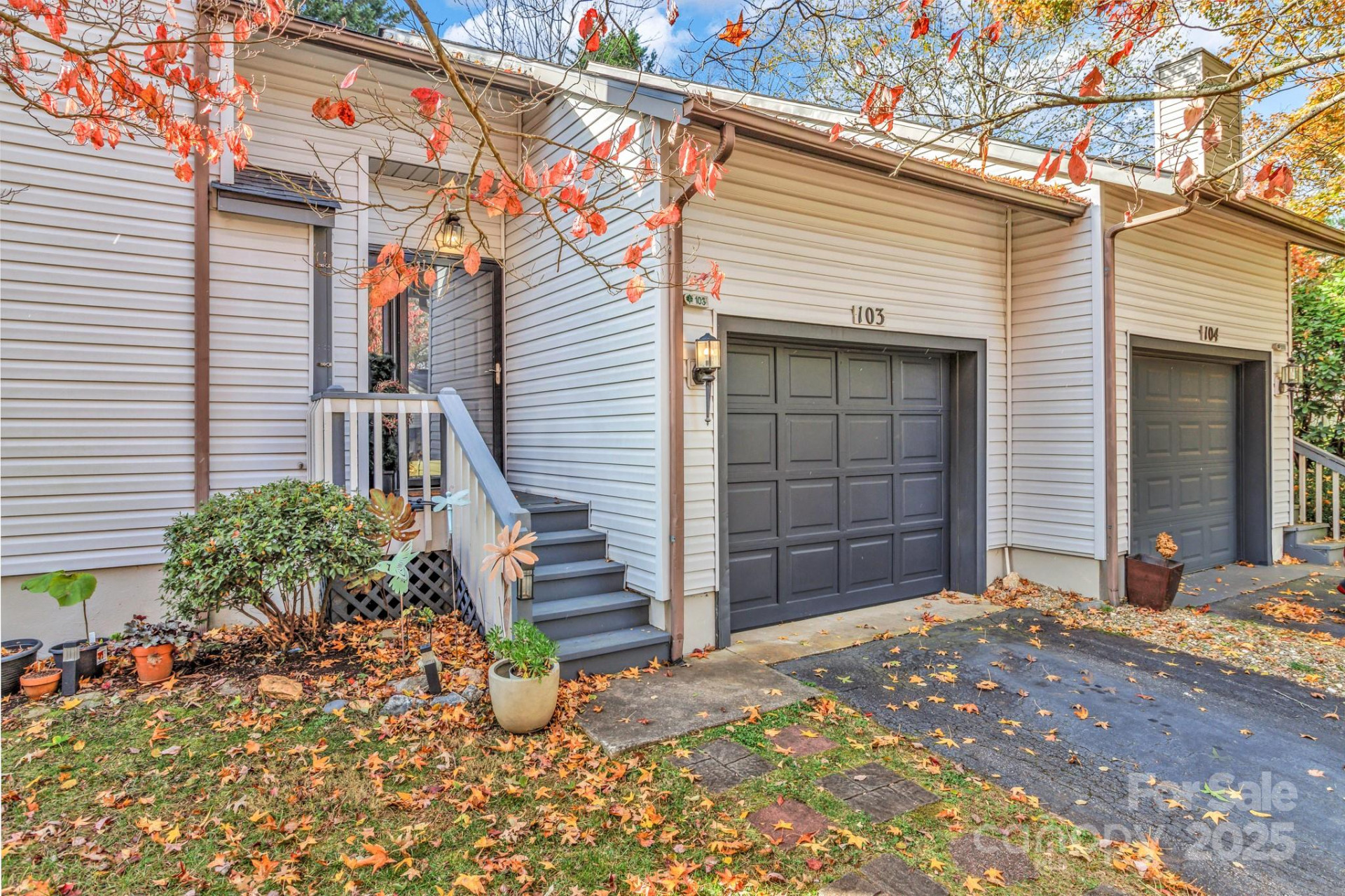 103 Cimarron Drive - Photo 2