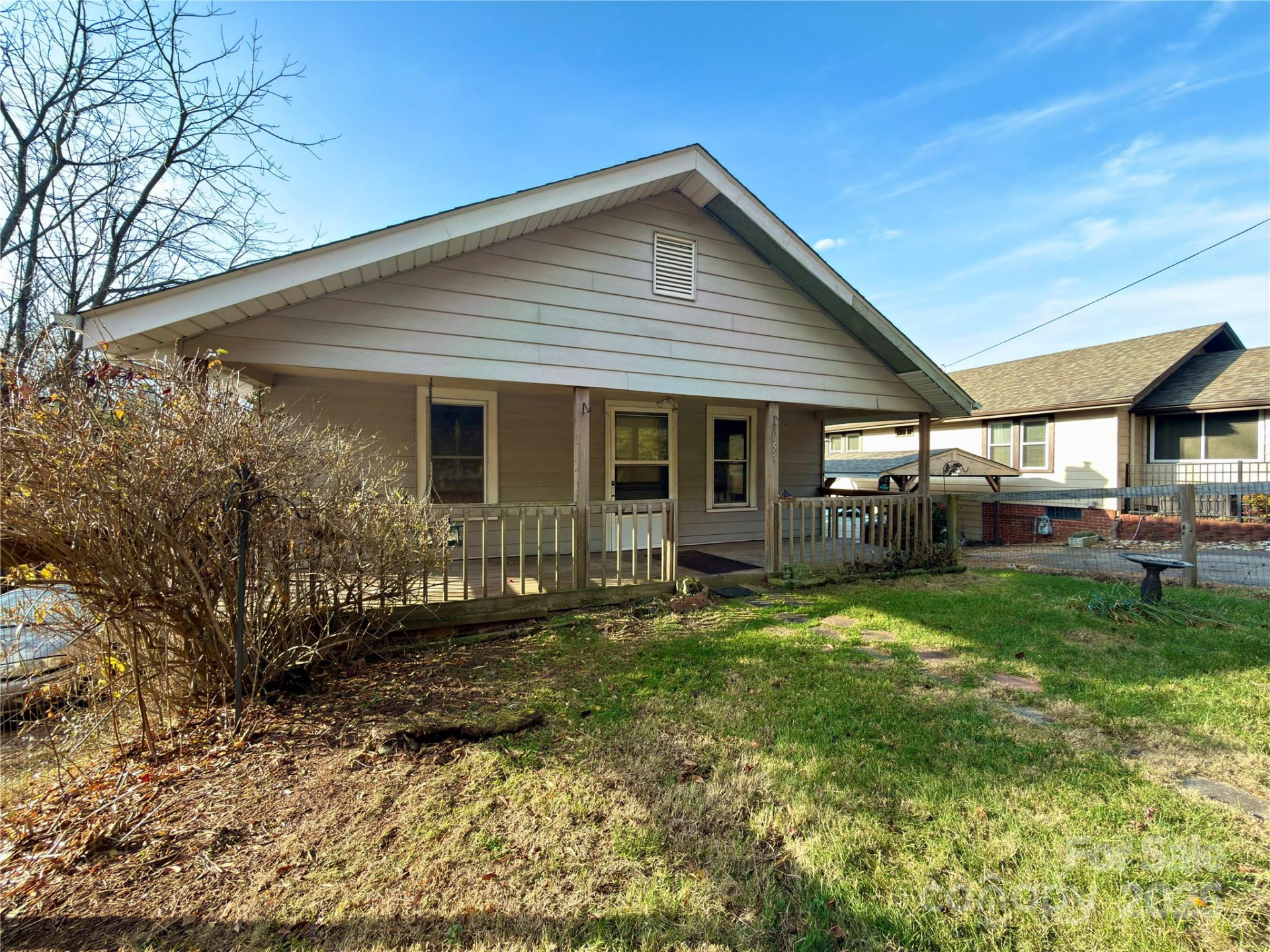 658 Emma Road - Photo 2