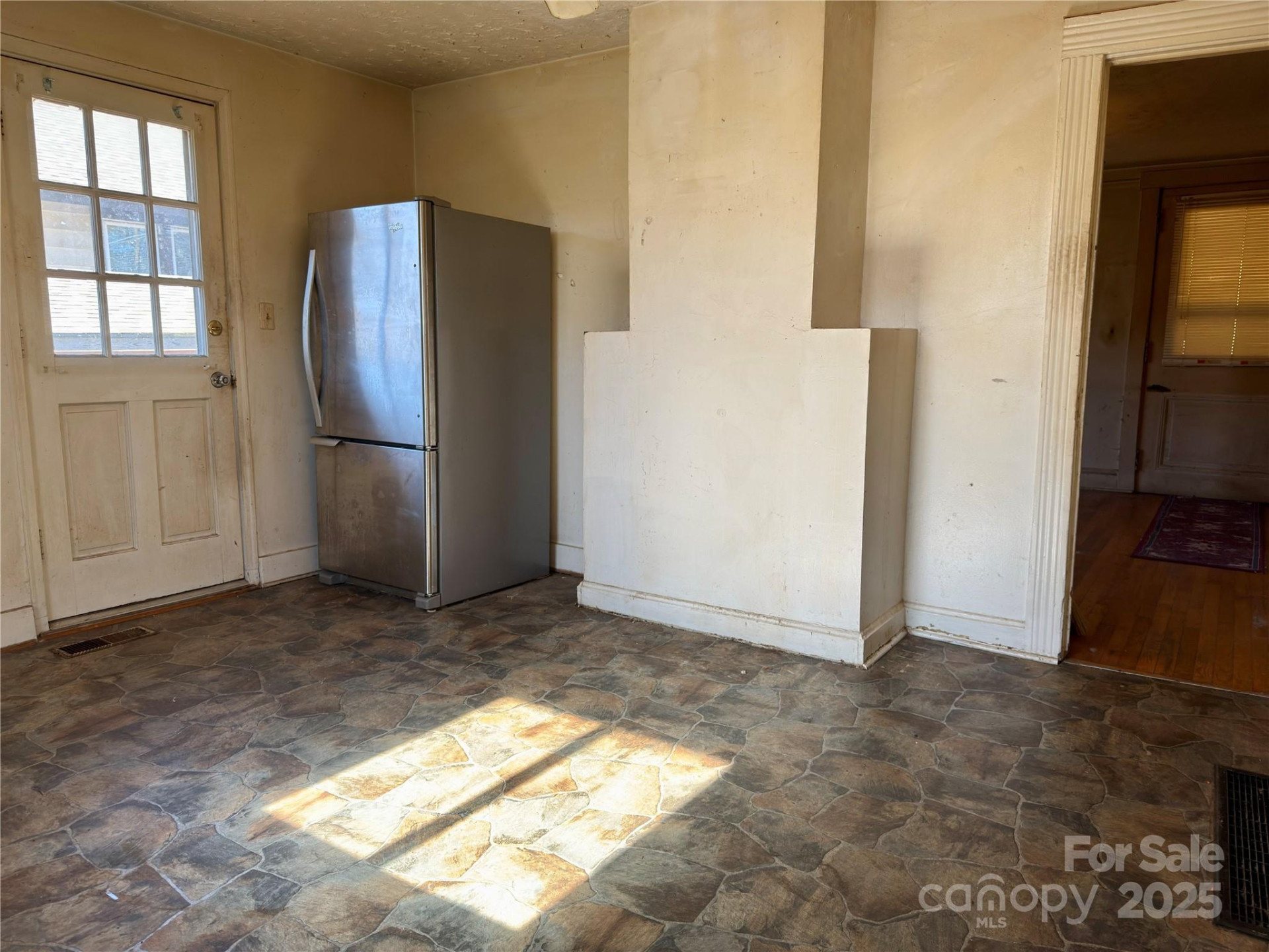 658 Emma Road - Photo 12