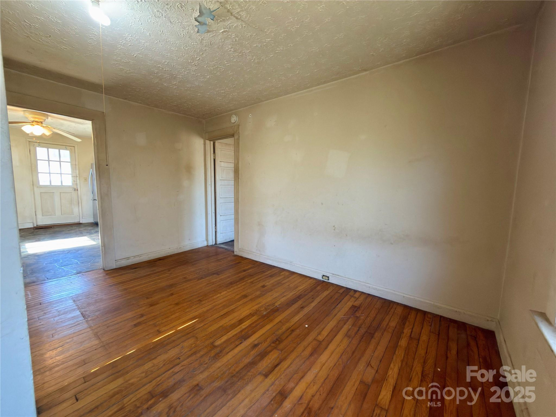 658 Emma Road - Photo 18