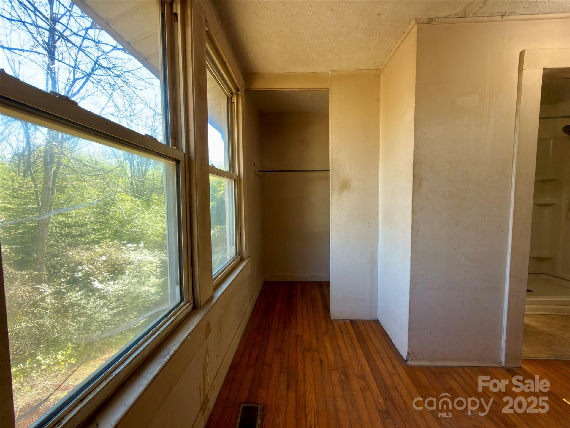 658 Emma Road - Photo 19